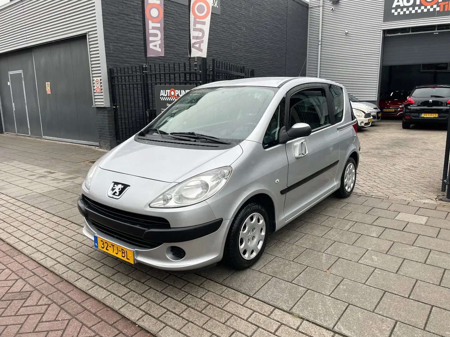 Peugeot 1007 1.4 Sesam Urban Trekhaak NAP APK 1 Jaar Grau - 1