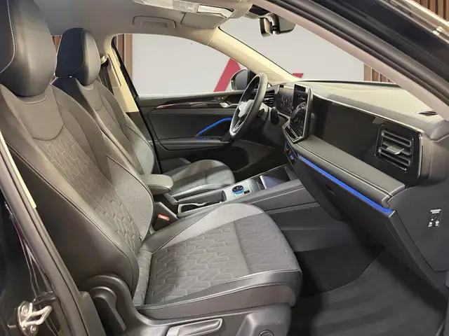 Volkswagen Tiguan view 30