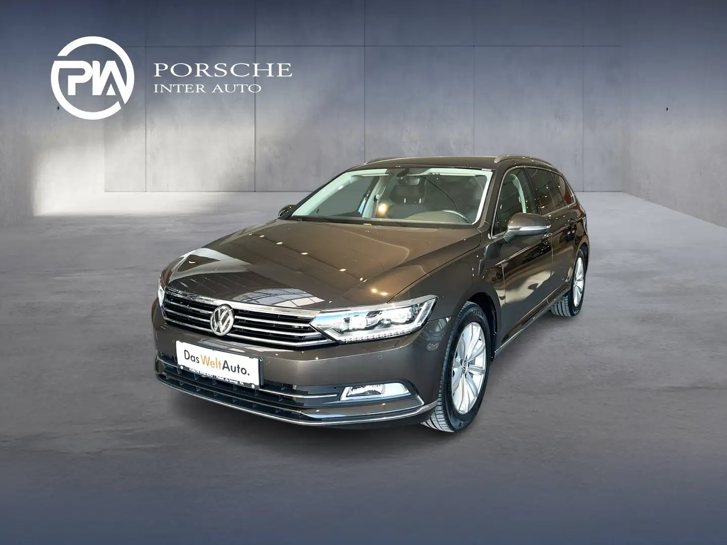 Volkswagen Passat Variant Highline TDI SCR Braun - 1