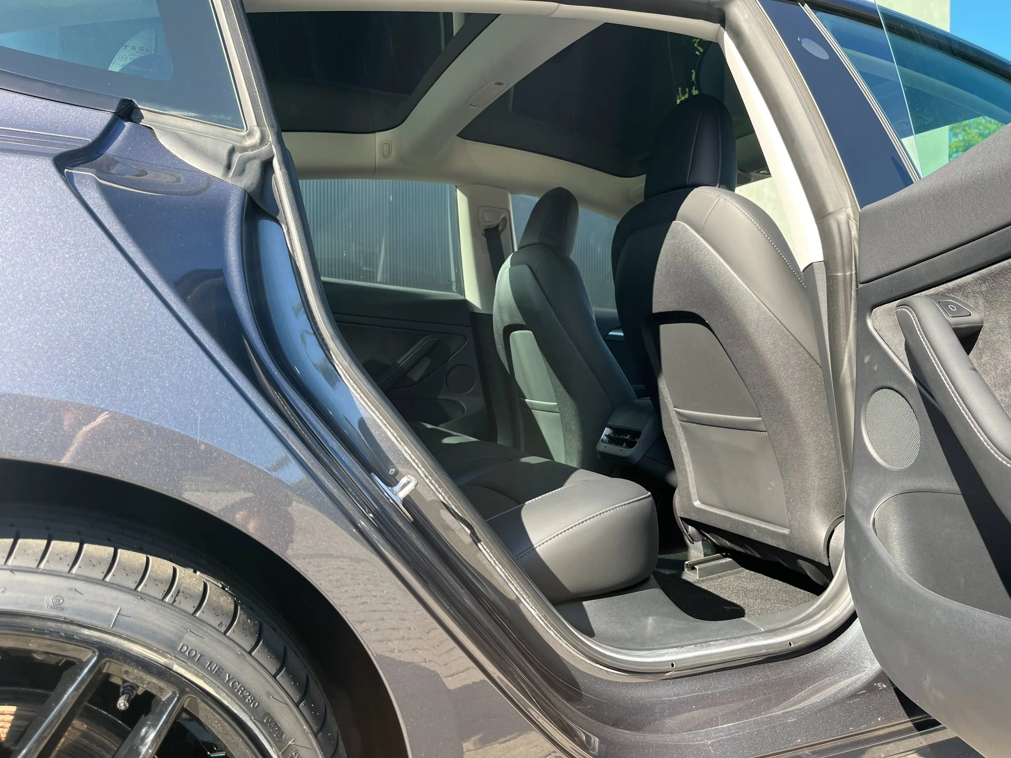 Tesla Model 3 Model 3 78 kWh AWD Longrange 497PK — photo 11