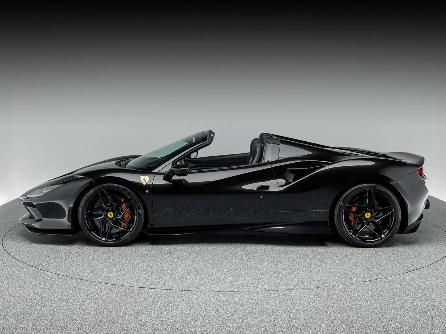 Ferrari F8 Spider FERRARI SINGEN - 2