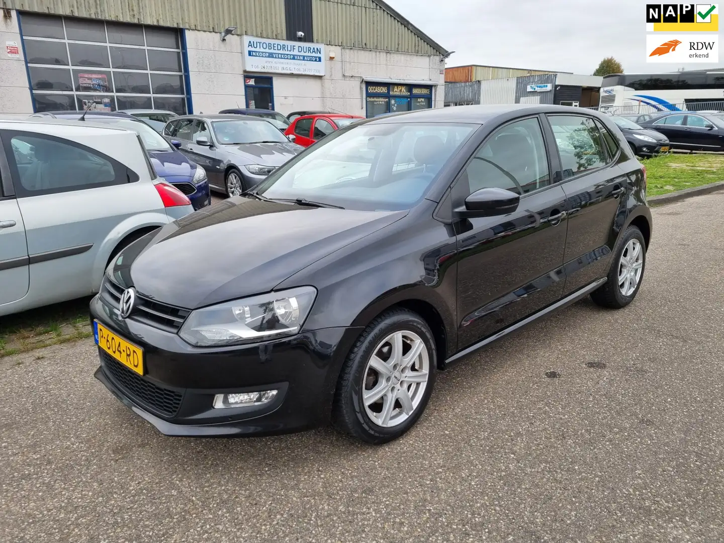Volkswagen Polo 1.4-16V Trendline 5-Drs Airco! Bj:2009 Zwart - 1