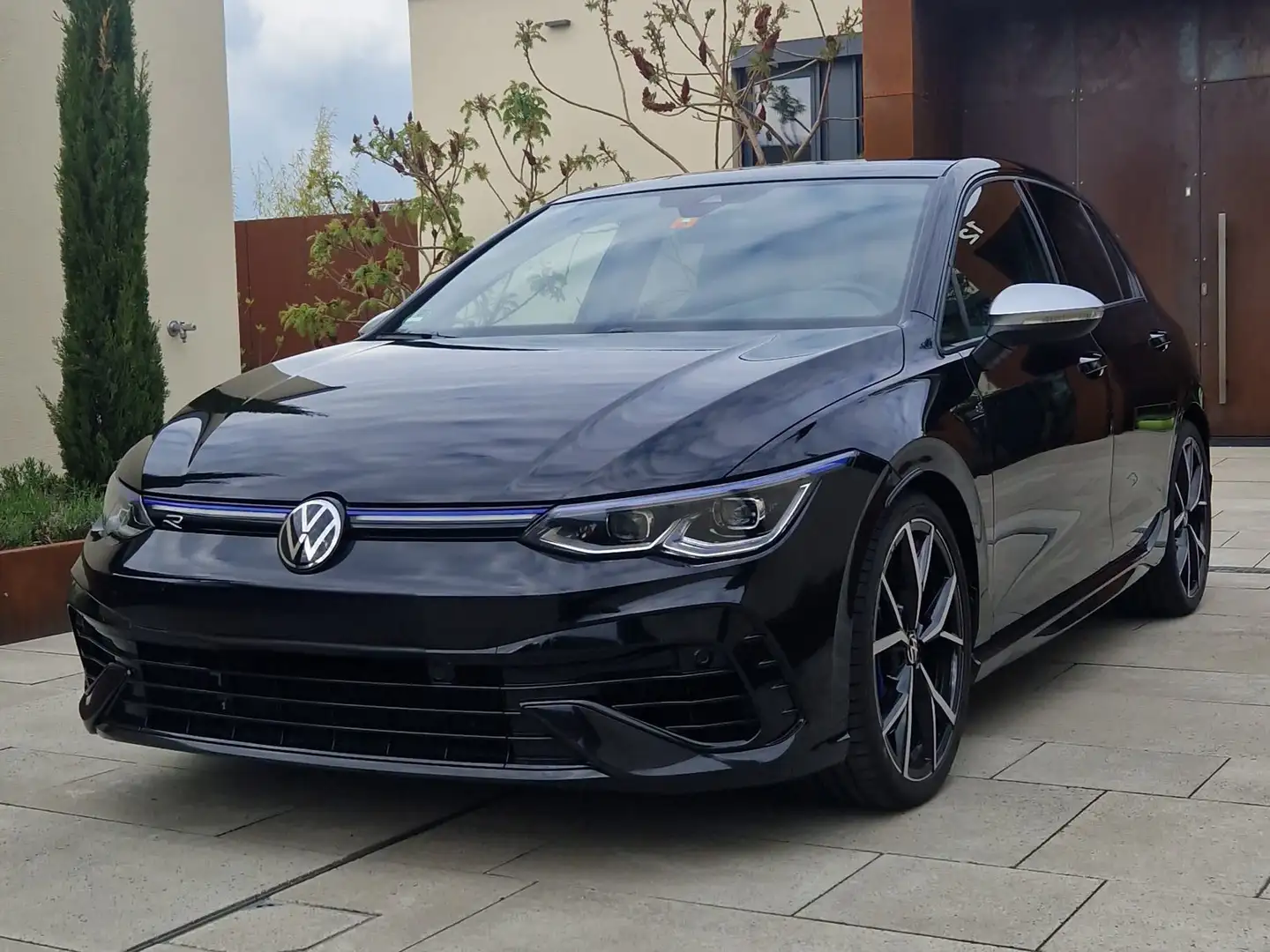 Volkswagen Golf R Golf VIII 2.0 TSI OPF 4Motion DSG Negro - 1