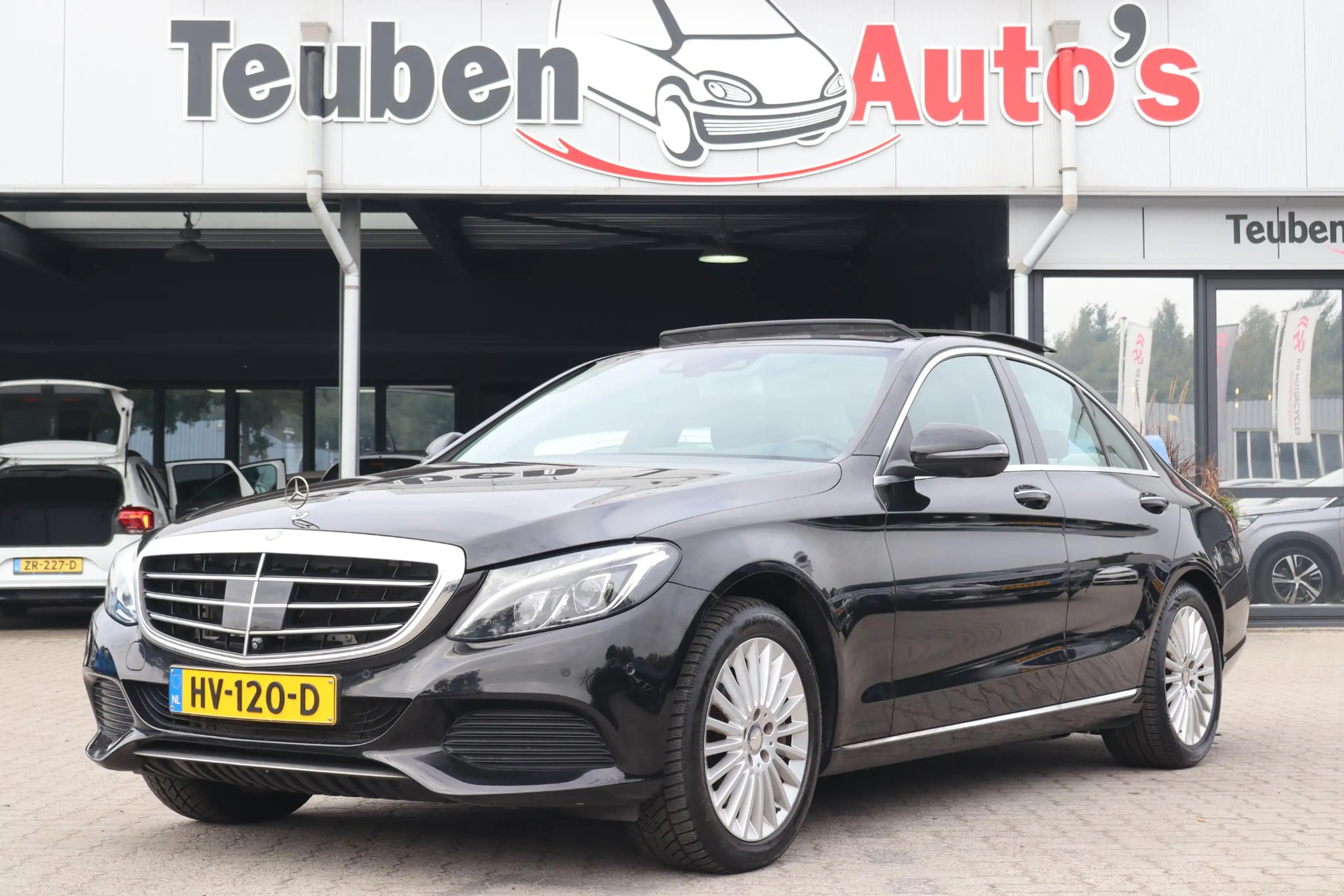 Mercedes-Benz C 350 e Lease Edition | Elektrisch glazen panorama-dak |
