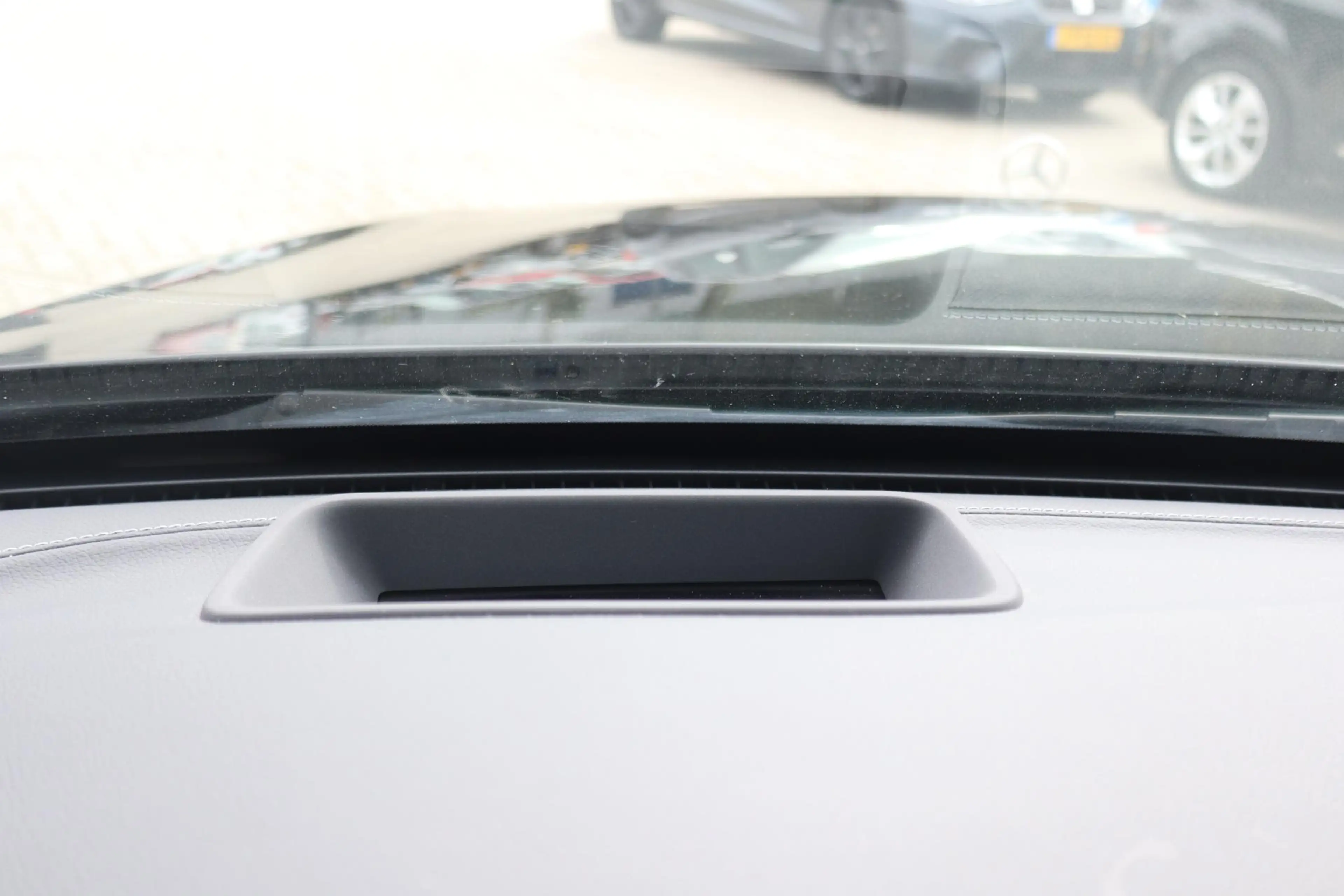 Mercedes-Benz C 350 e Lease Edition | Elektrisch glazen panorama-dak | — photo 6