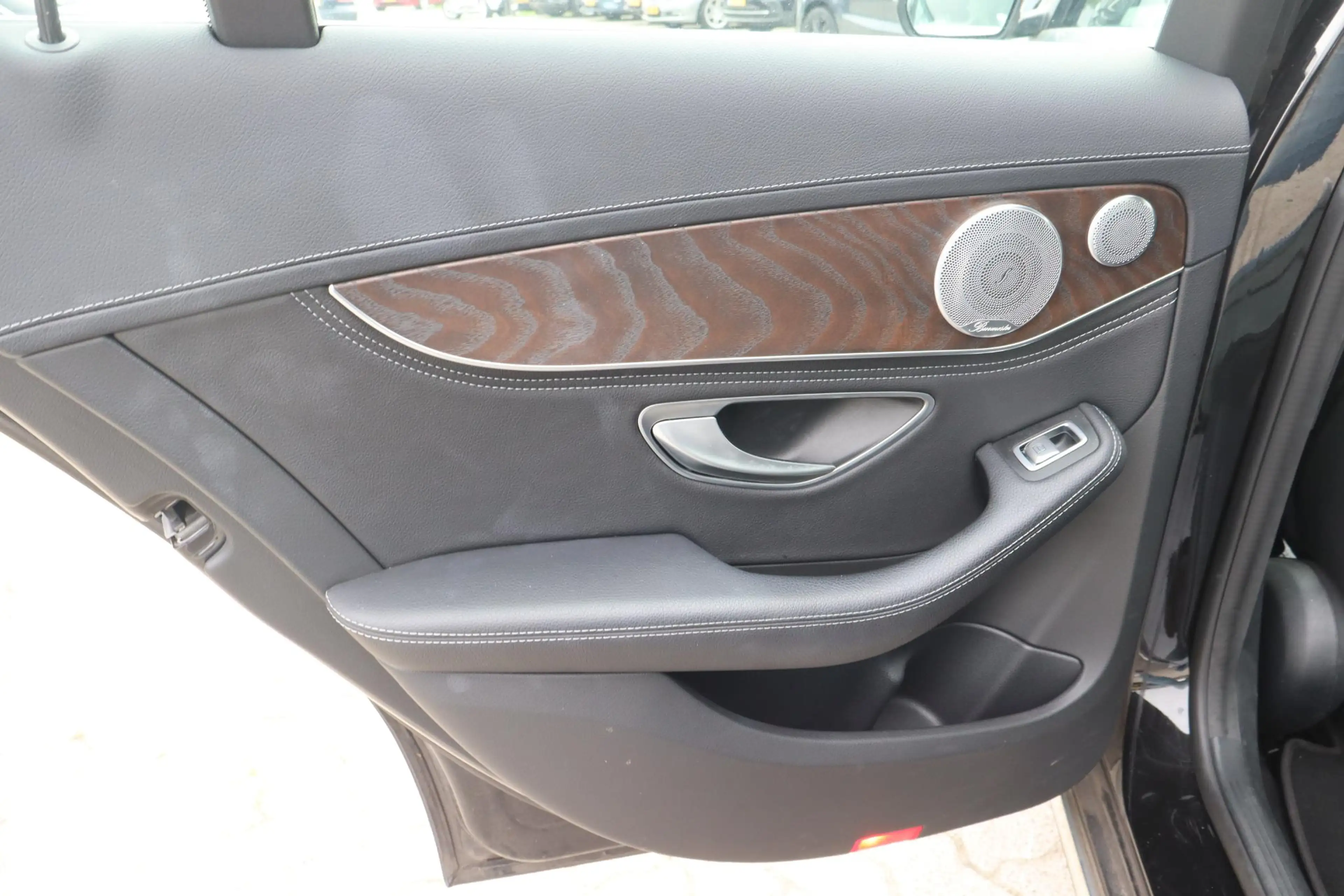 Mercedes-Benz C 350 e Lease Edition | Elektrisch glazen panorama-dak | — photo 22