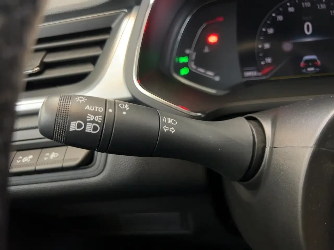 Renault Captur INTENS TCe 140 Apple CarPlay SHZ PDC KLIMA, миниатюра 18