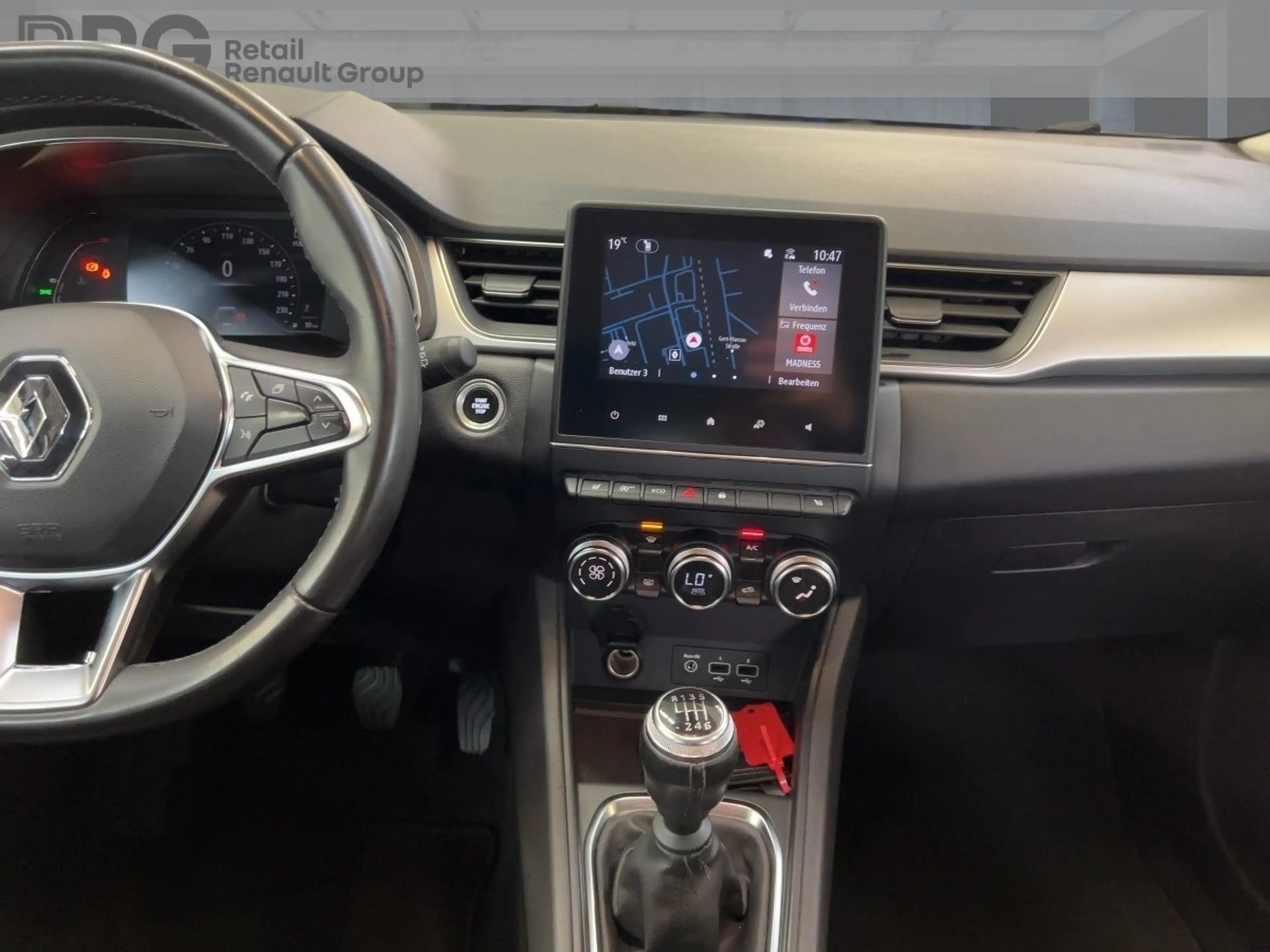 Renault Captur INTENS TCe 140 Apple CarPlay SHZ PDC KLIMA — photo 12