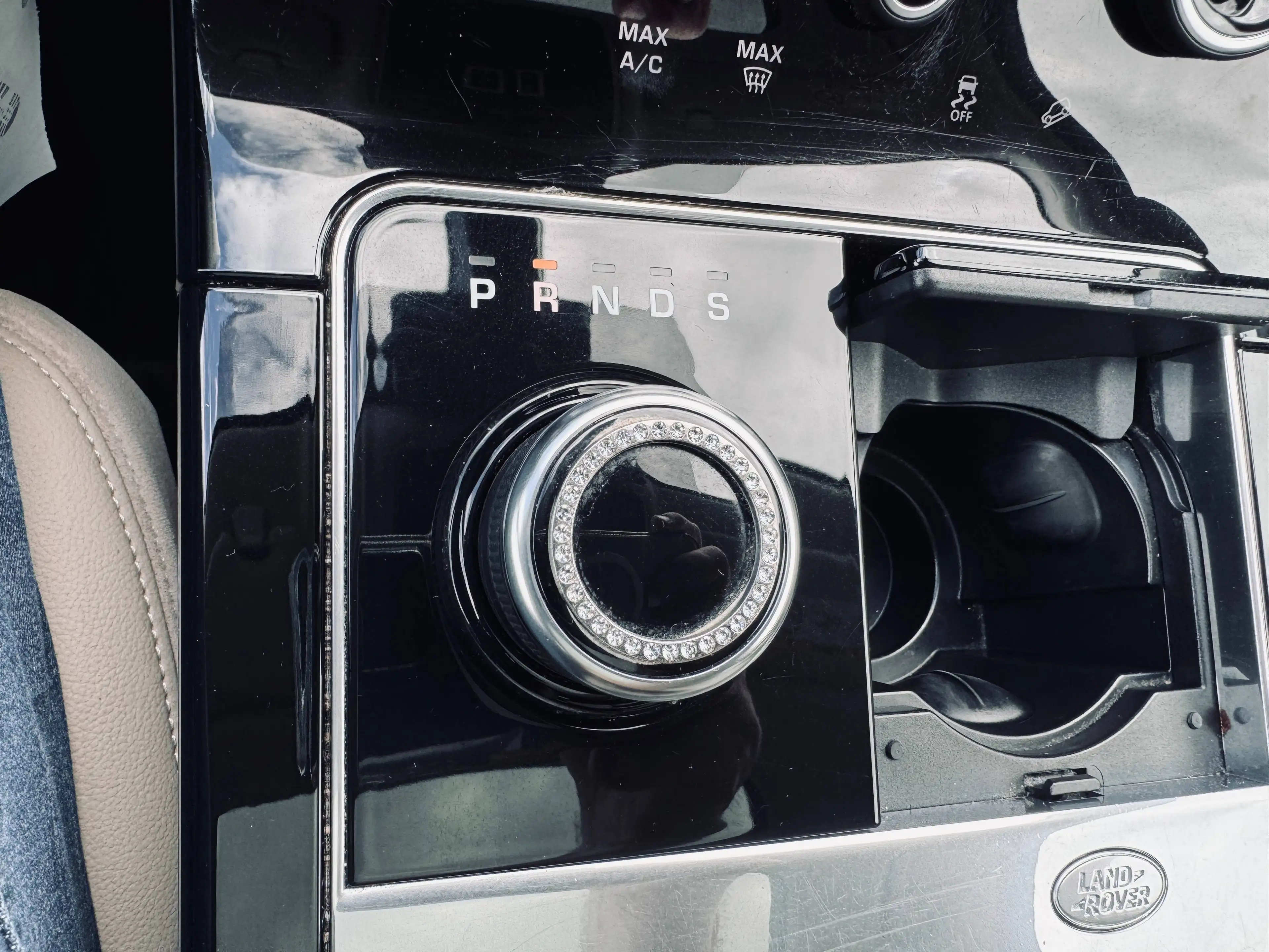 Land Rover Range Rover Velar Velar 2.0 TD4 R-Dynamic, Full, Automatique, Garantie 1an — photo 4