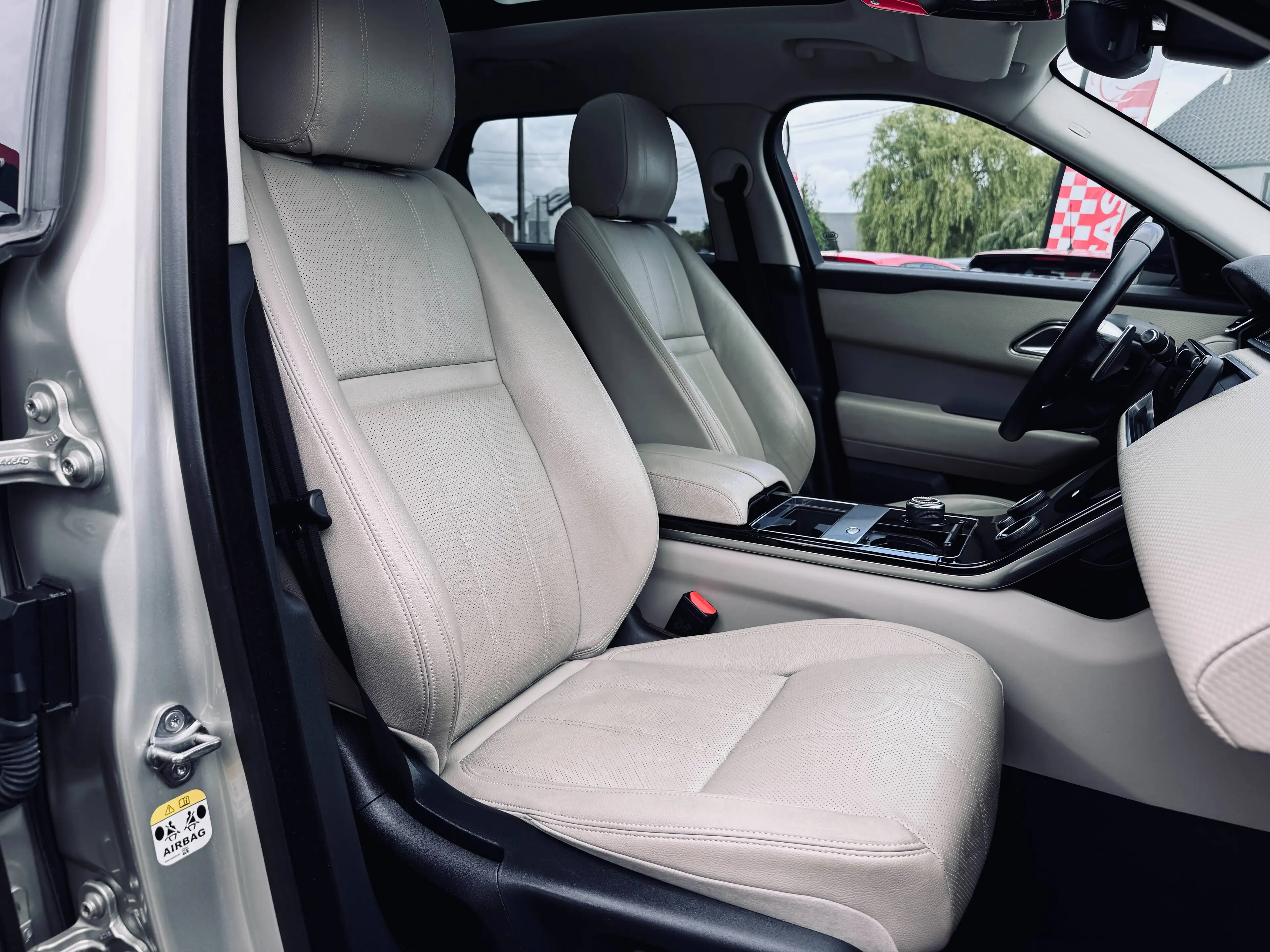 Land Rover Range Rover Velar Velar 2.0 TD4 R-Dynamic, Full, Automatique, Garantie 1an — photo 3