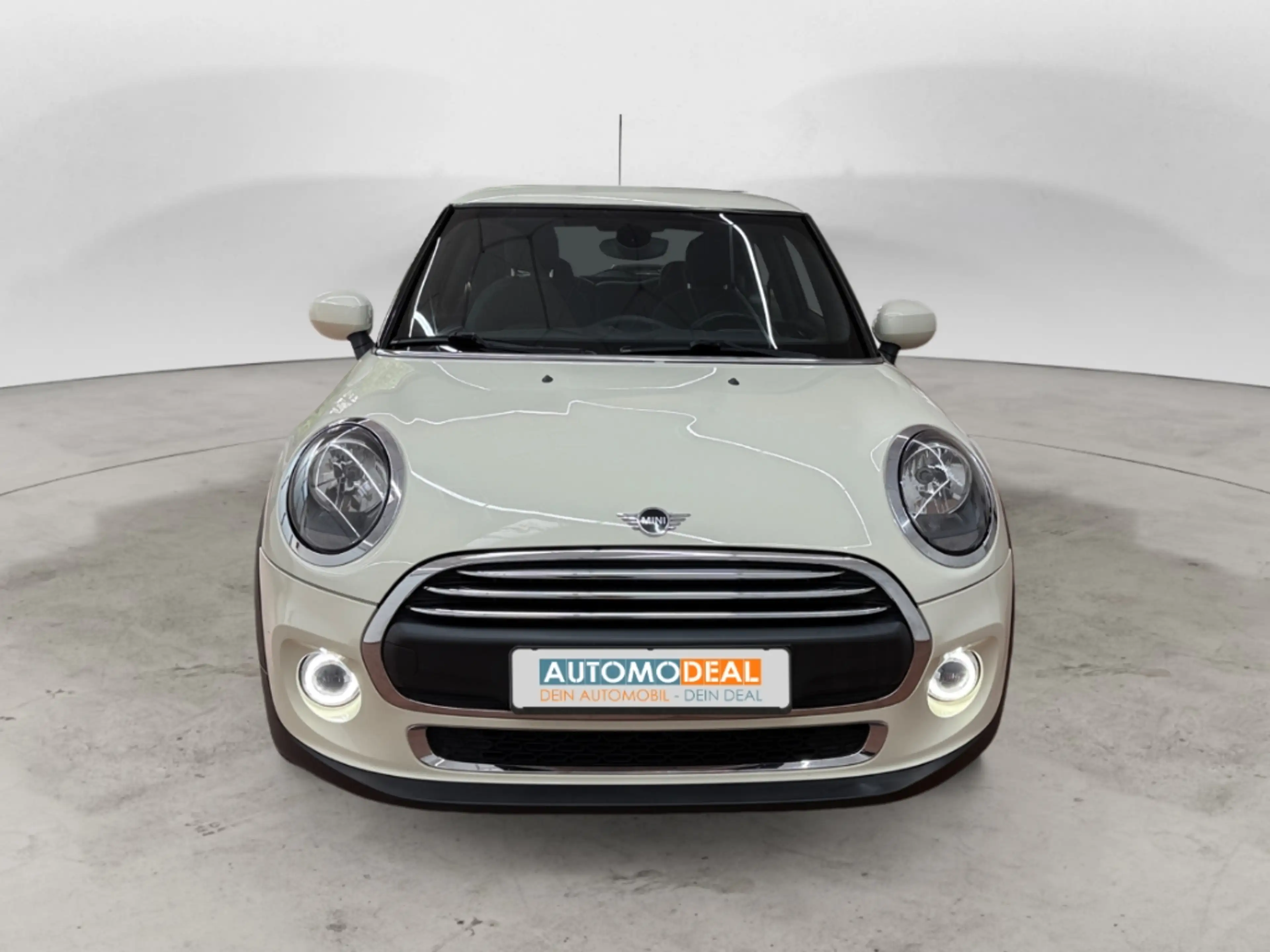 MINI One AUTOMATIK ALLWETTER NAV PANODACH DIG-DISPLAY SITZ. — photo 3