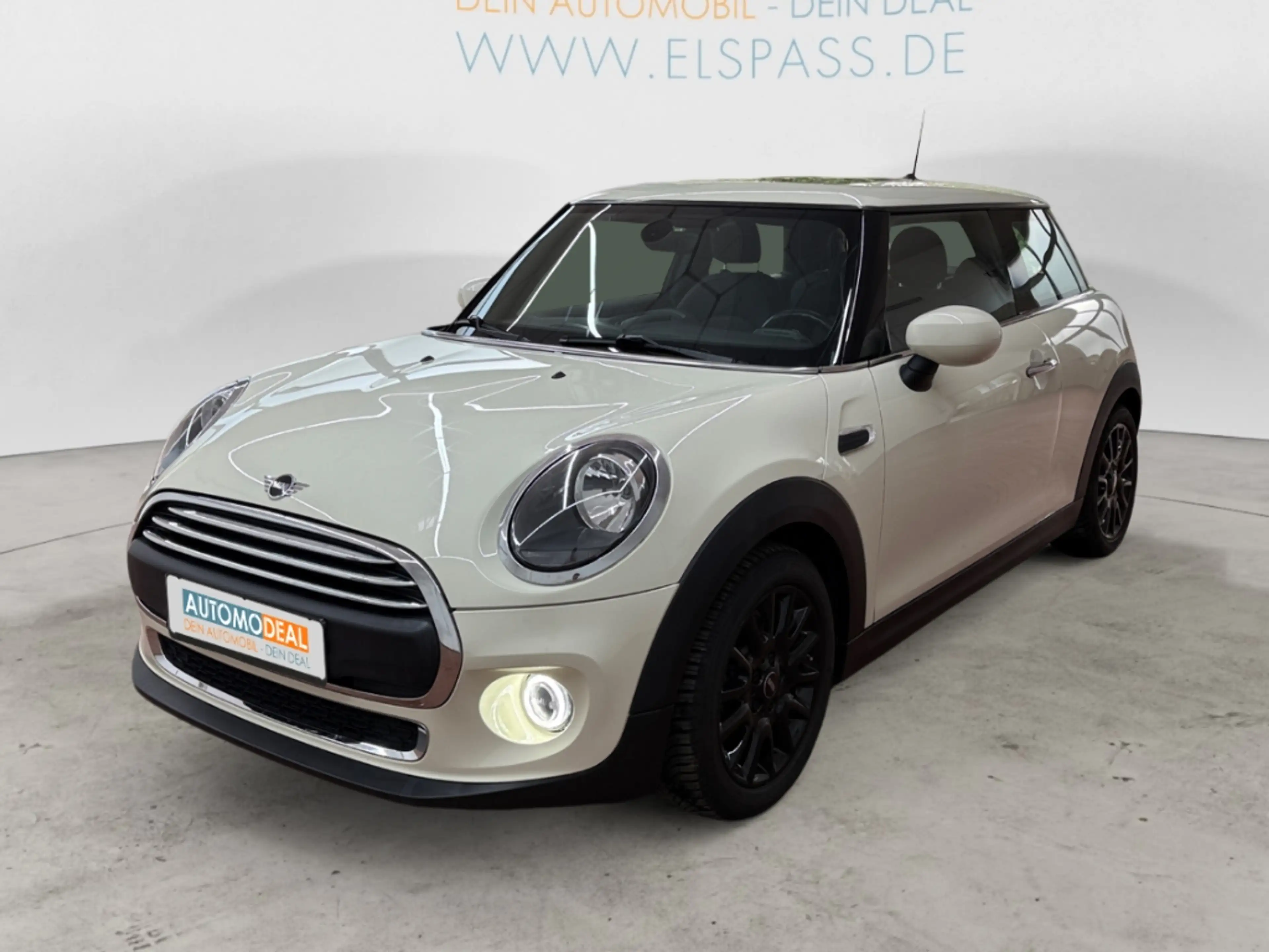 MINI One AUTOMATIK ALLWETTER NAV PANODACH DIG-DISPLAY SITZ. — photo 2