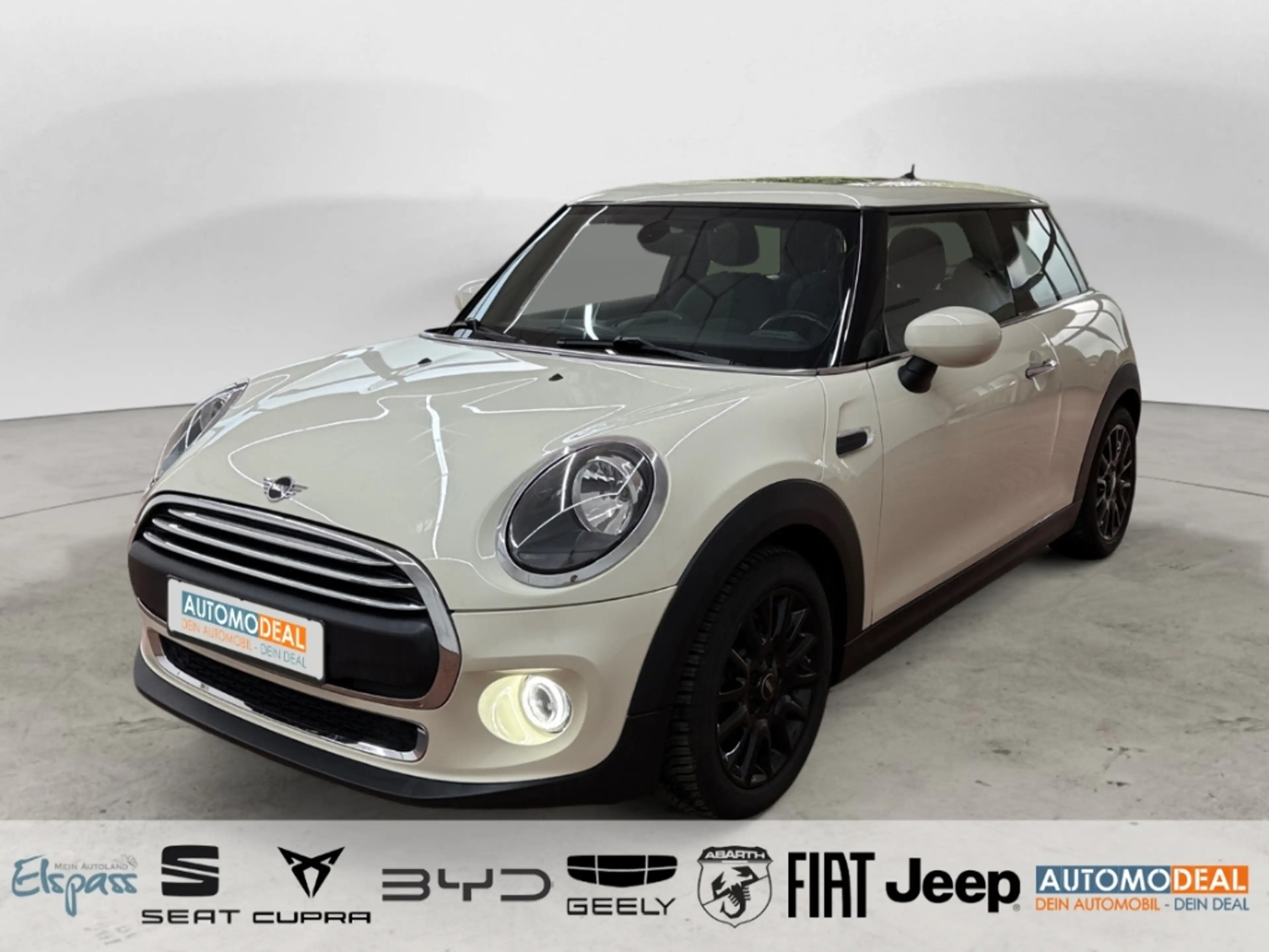 MINI One AUTOMATIK ALLWETTER NAV PANODACH DIG-DISPLAY SITZ.
