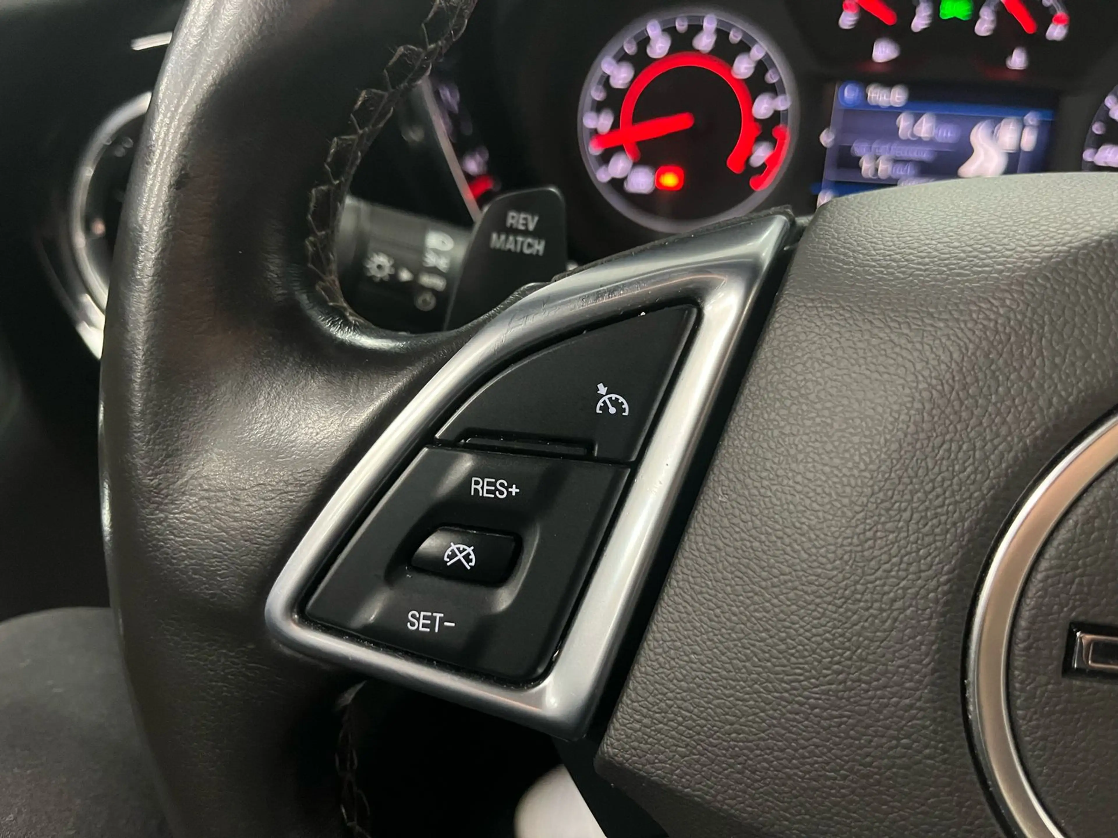 Chevrolet Camaro SS *6,2l V8 / ZL1 /Schalter/ Klappenauspuff* — photo 15