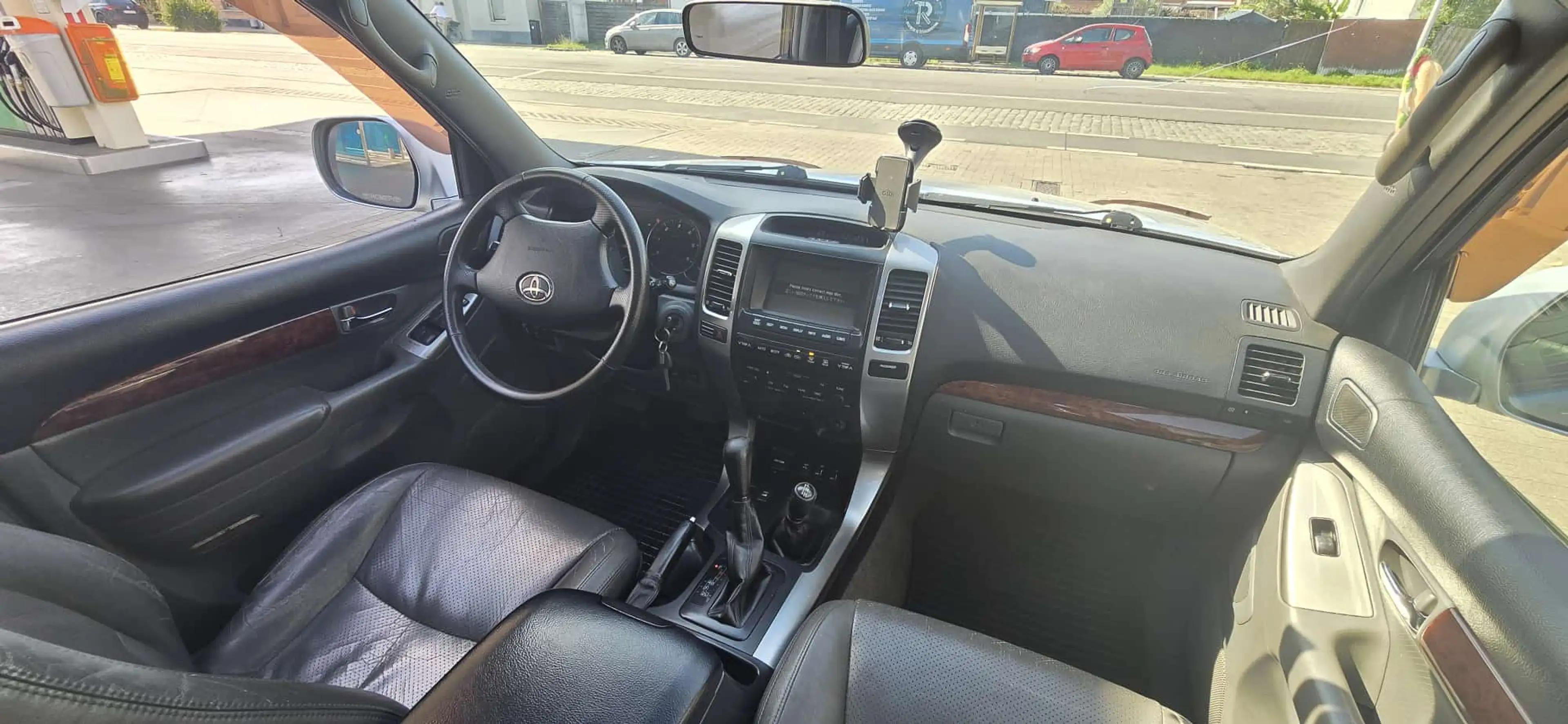 Toyota Land Cruiser 3.0 Turbo D-4D VIP — photo 10
