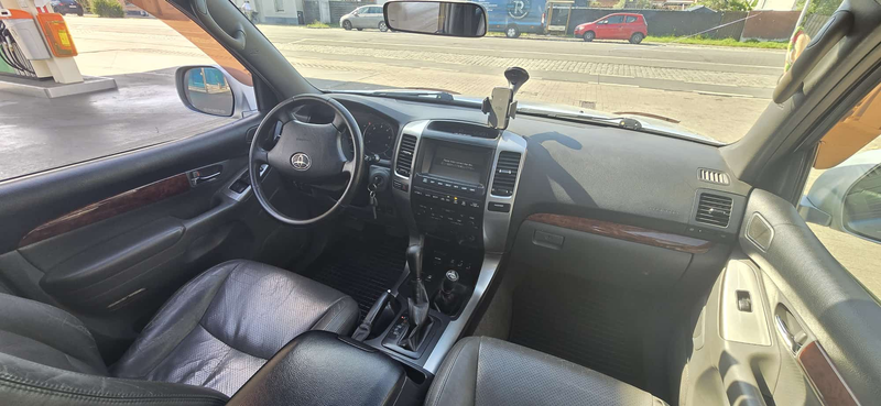 Toyota Land Cruiser 3.0 Turbo D-4D VIP — photo 10