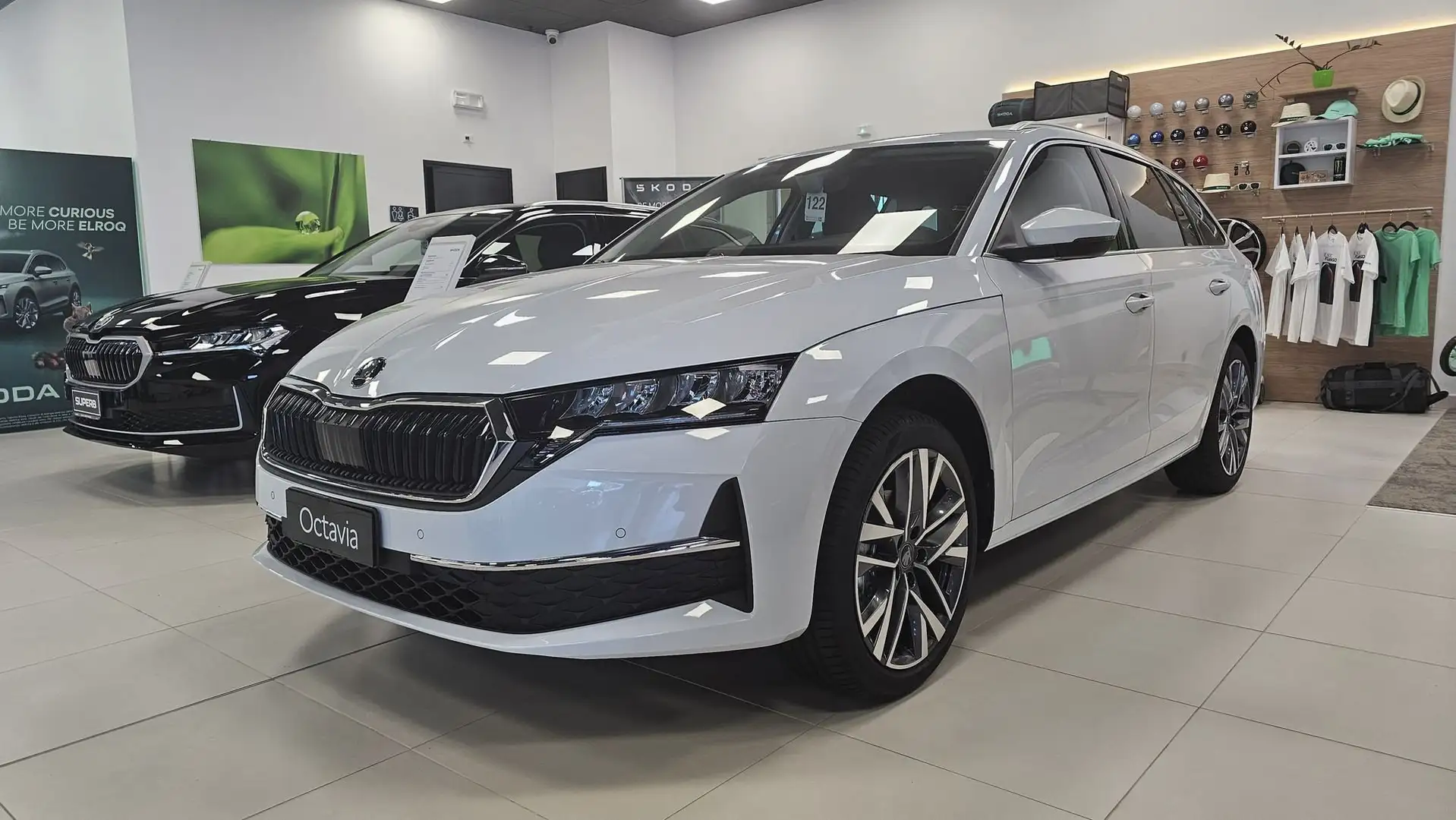 Skoda Octavia 1.5 TSI ACT Hybrid 115 CV DSG Wagon Style Bianco - 1