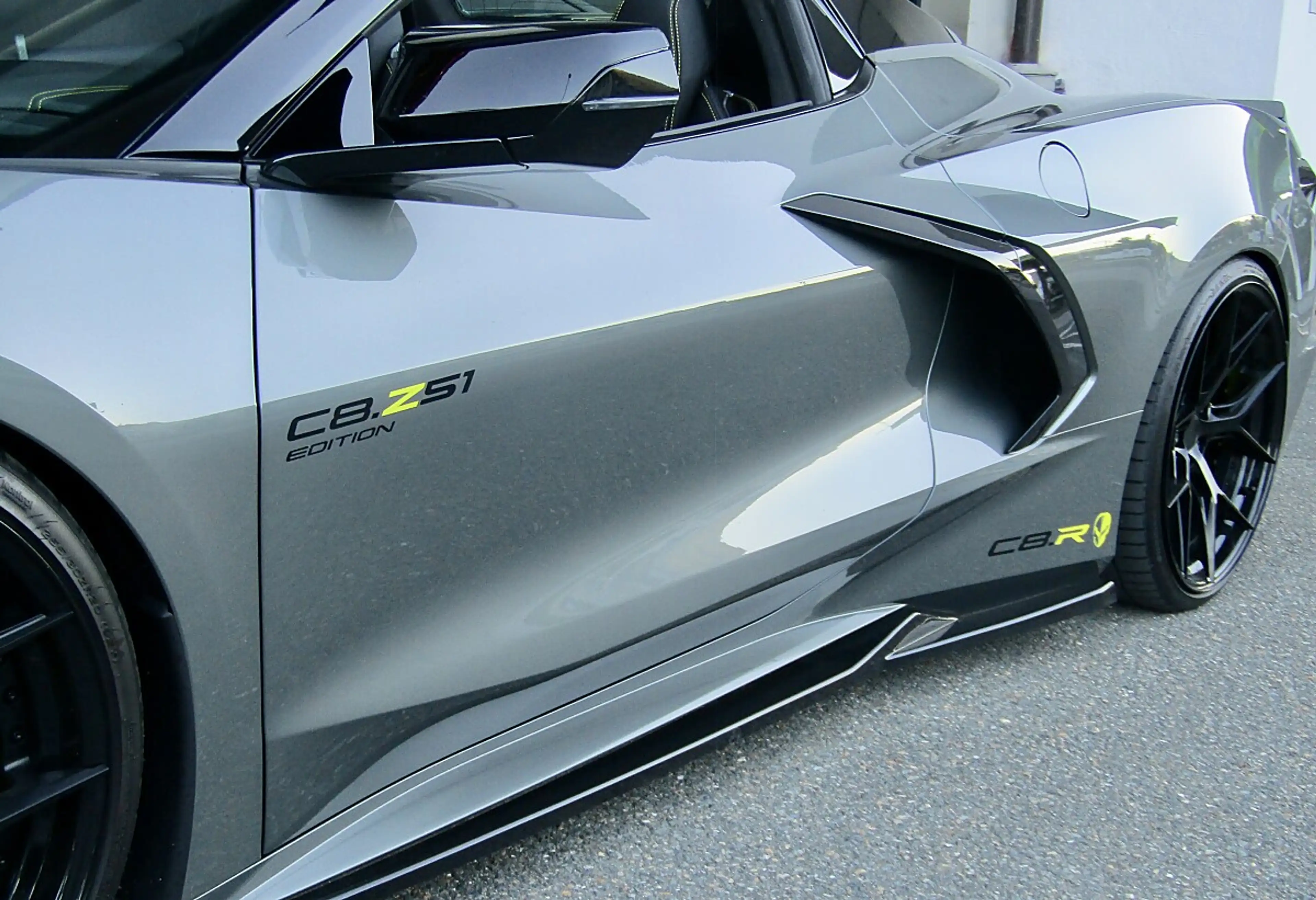 Chevrolet Corvette — photo 7