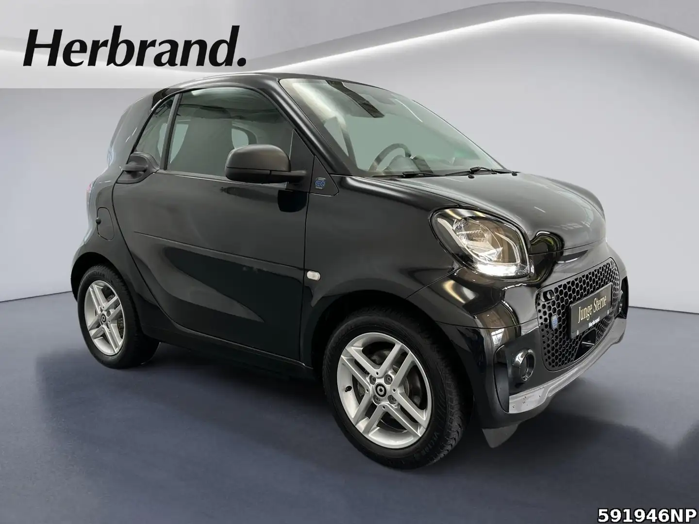 smart forTwo EQ 15" Allwetterreifen Cool & Audio-Paket Schwarz - 2