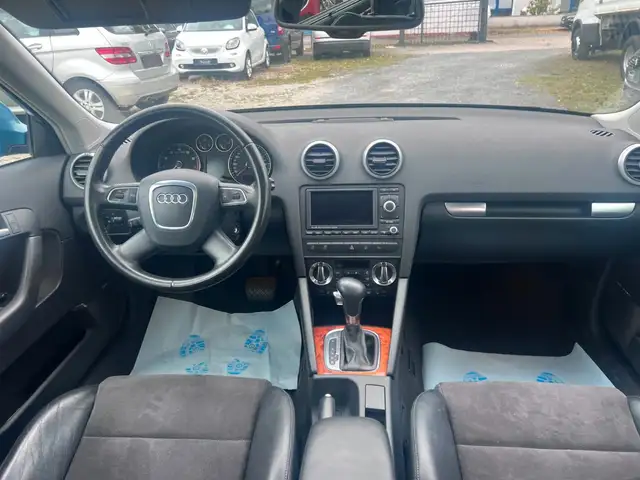 Audi A3 view 9