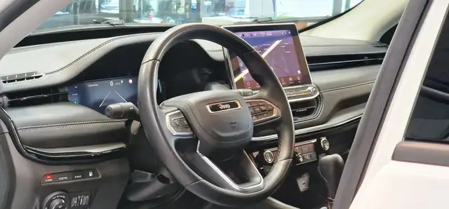Jeep Compass view 12