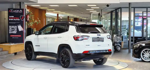 Jeep Compass view 7