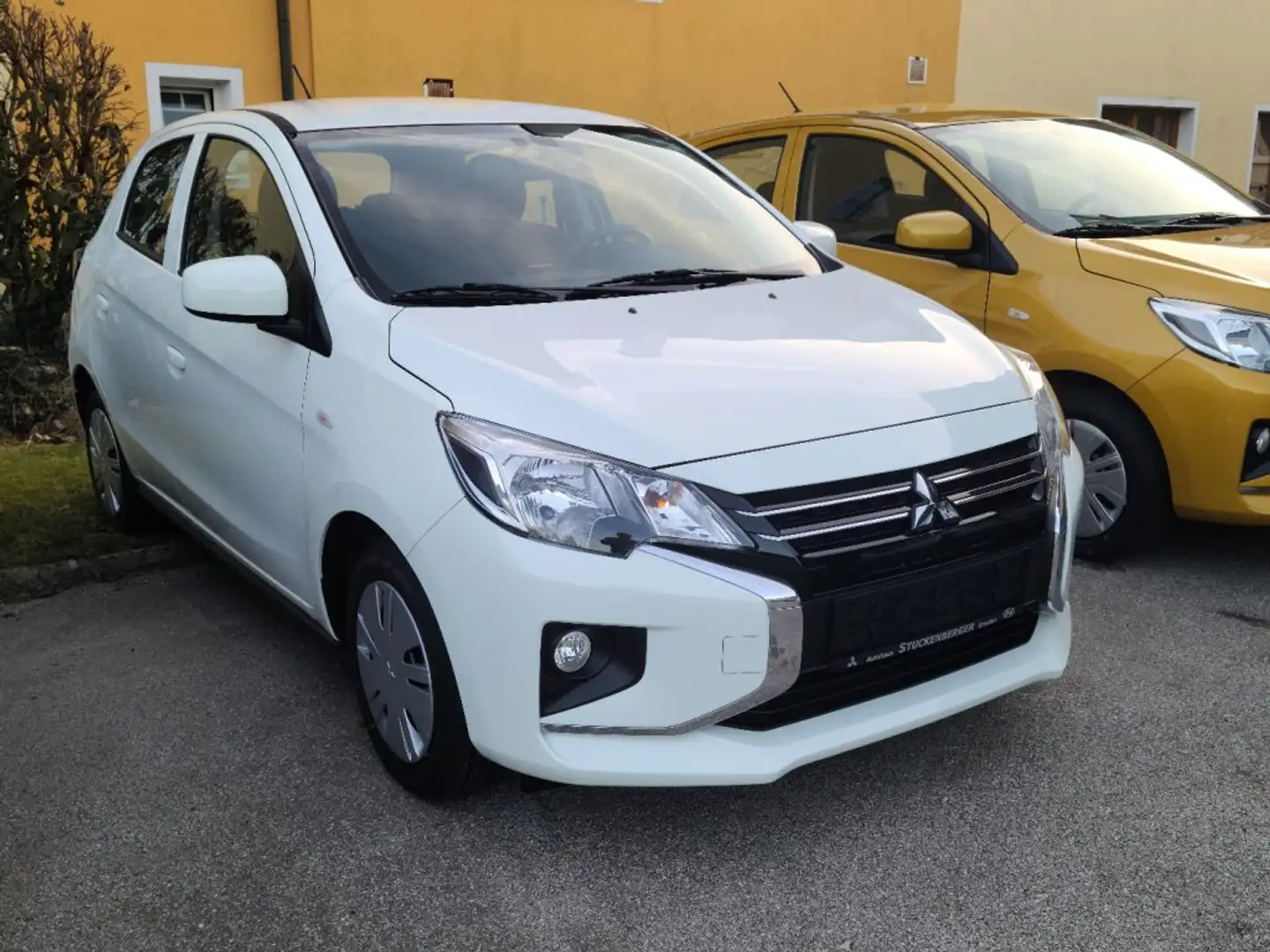 Mitsubishi Space Star 1,2 Inform AS&G 23 Weiß - 1
