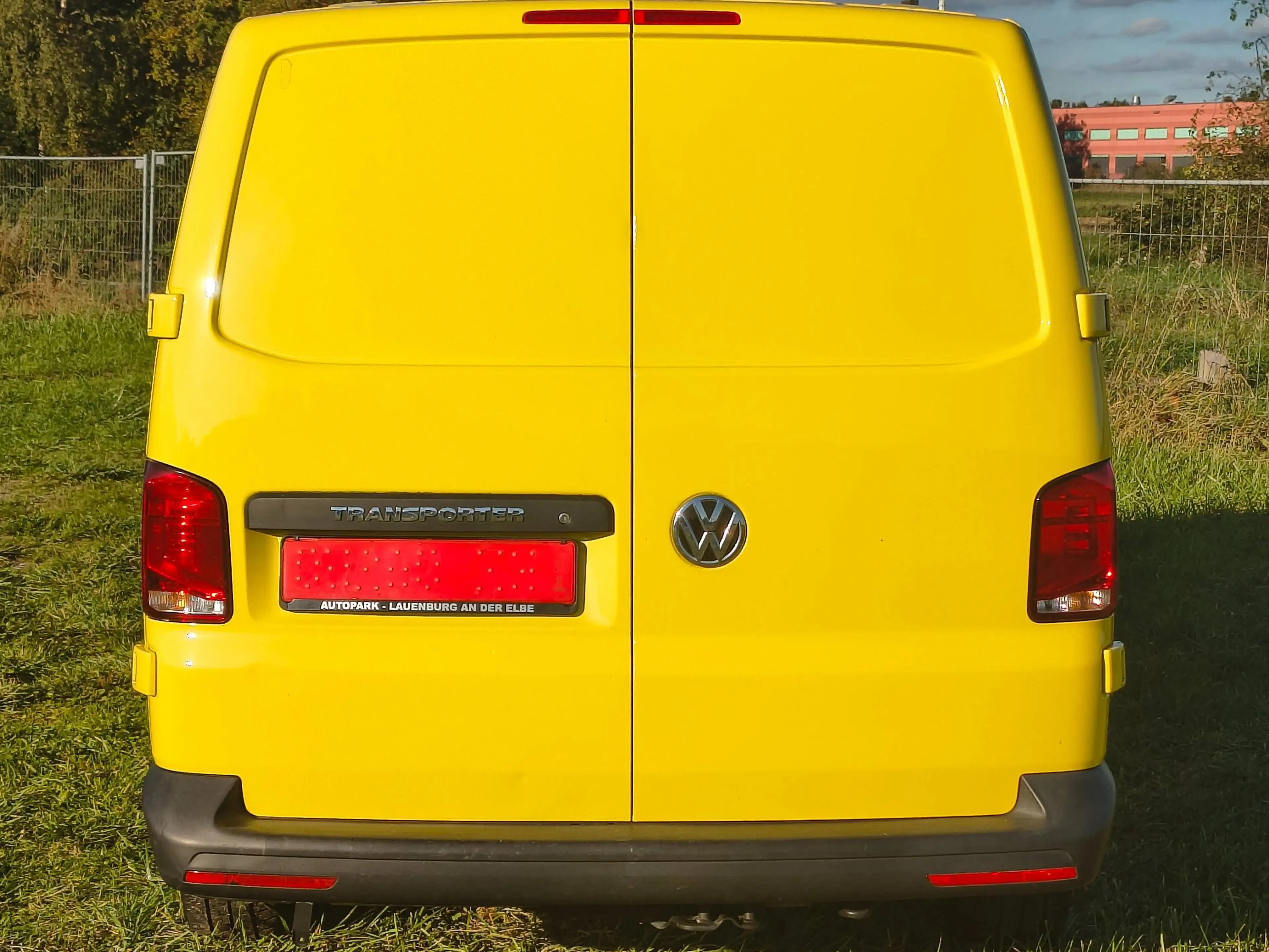 Volkswagen T6.1 Transporter FWD EcoProfi — photo 7