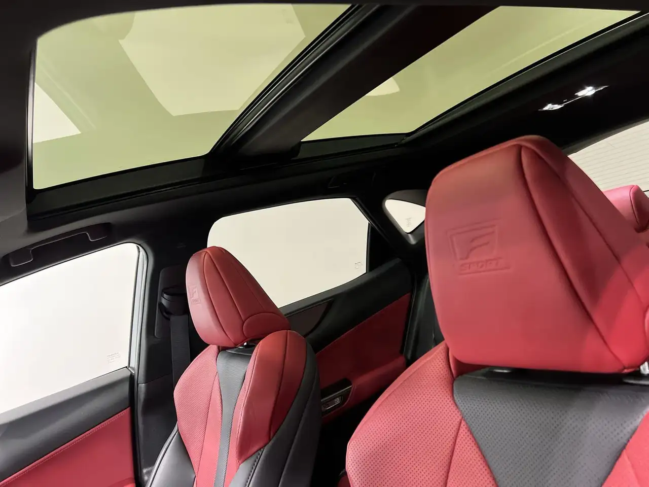 Lexus NX снимка Lexus NX