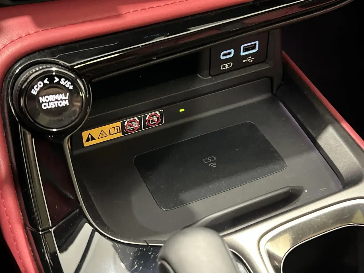 Lexus NX снимка Lexus NX