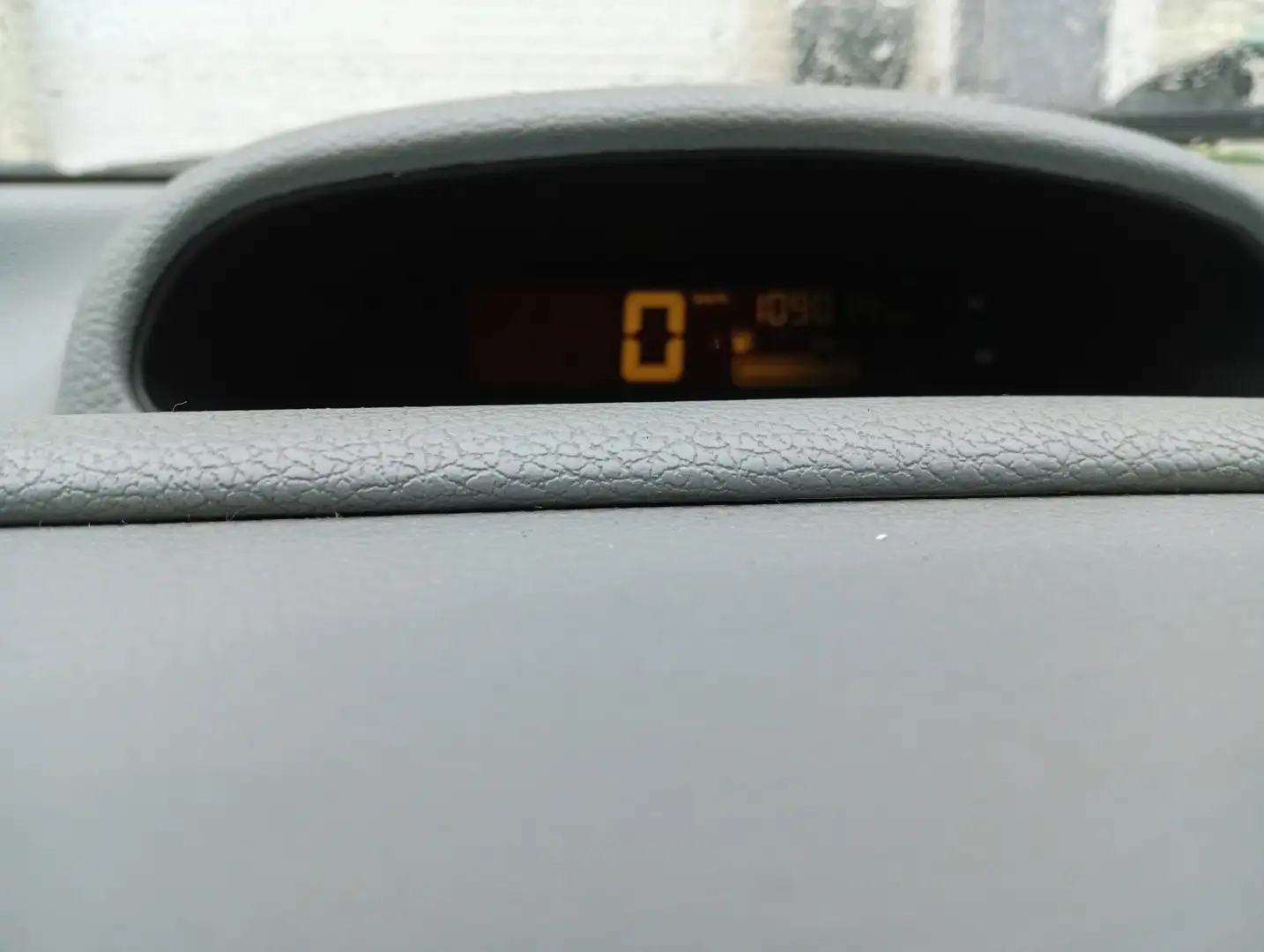 Renault Twingo Twingo 1.2 Helios Argent - 1