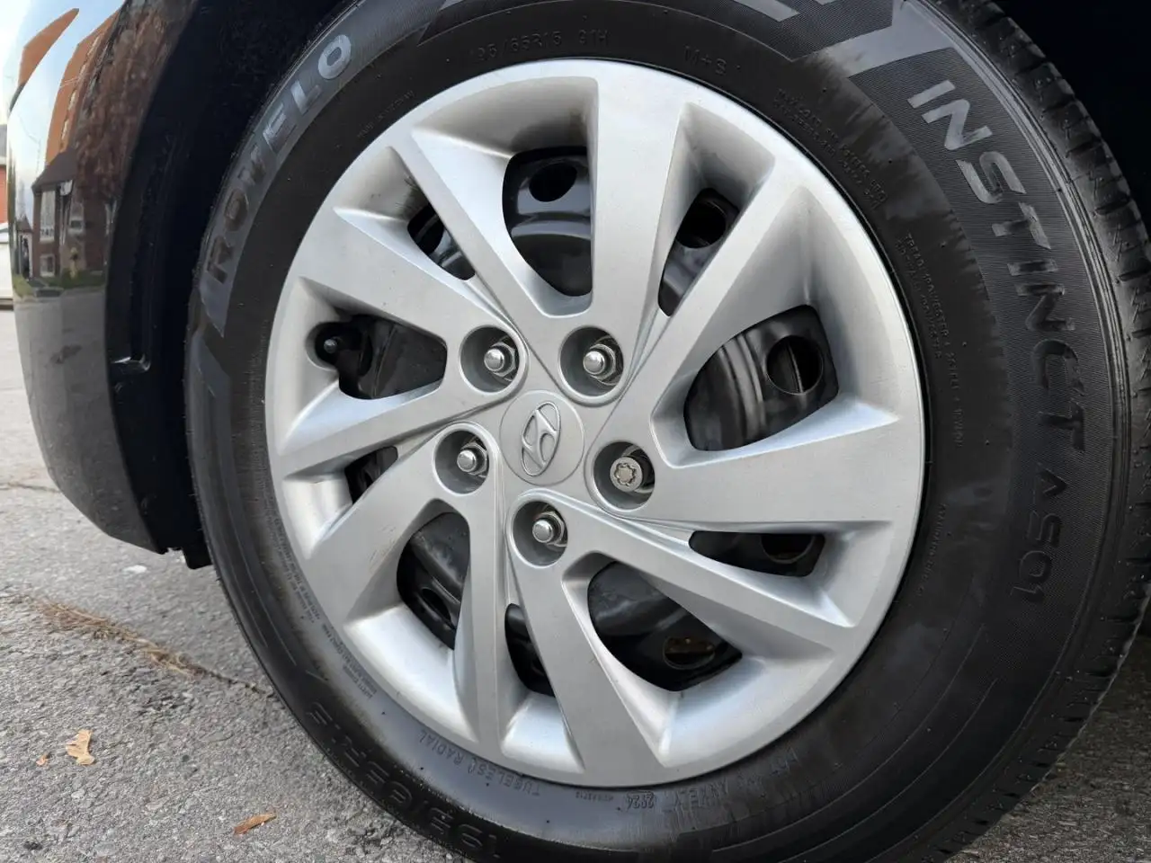 Hyundai ELANTRA снимка Hyundai ELANTRA