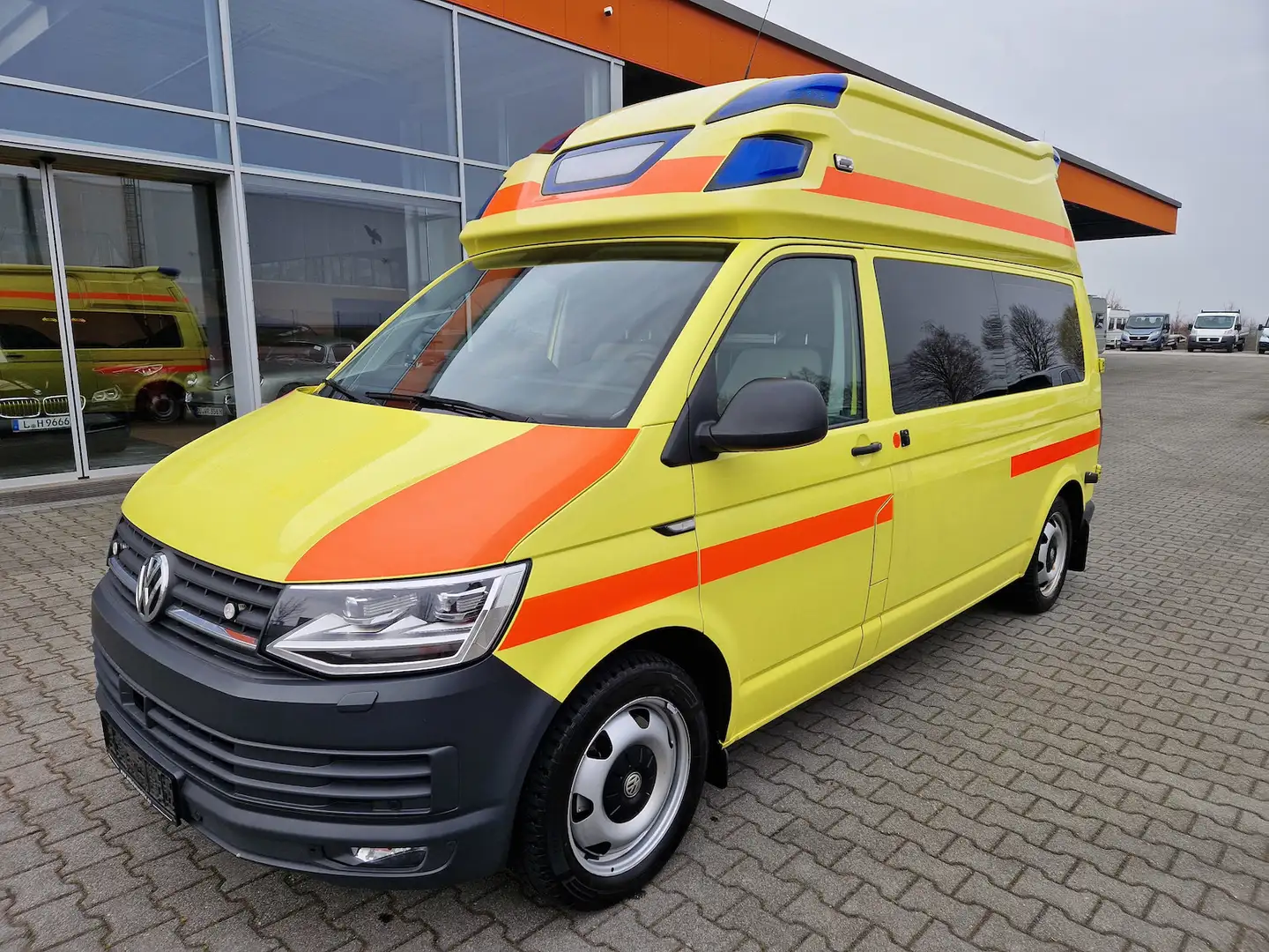 Volkswagen T6 2.0 TDI 4Motion lang Ferno Trage/Treppensteiger Giallo - 1