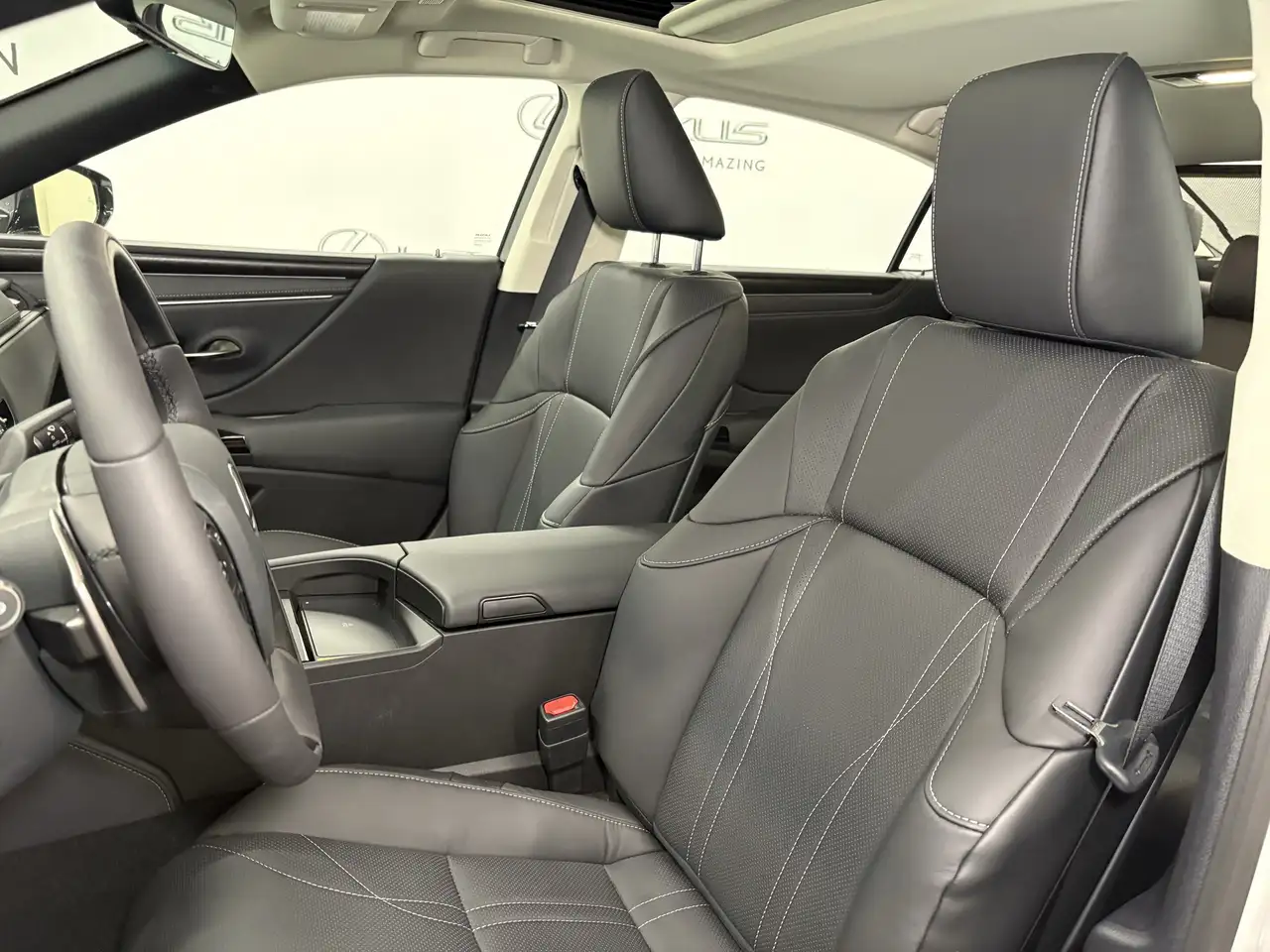 Lexus ES photo Lexus ES