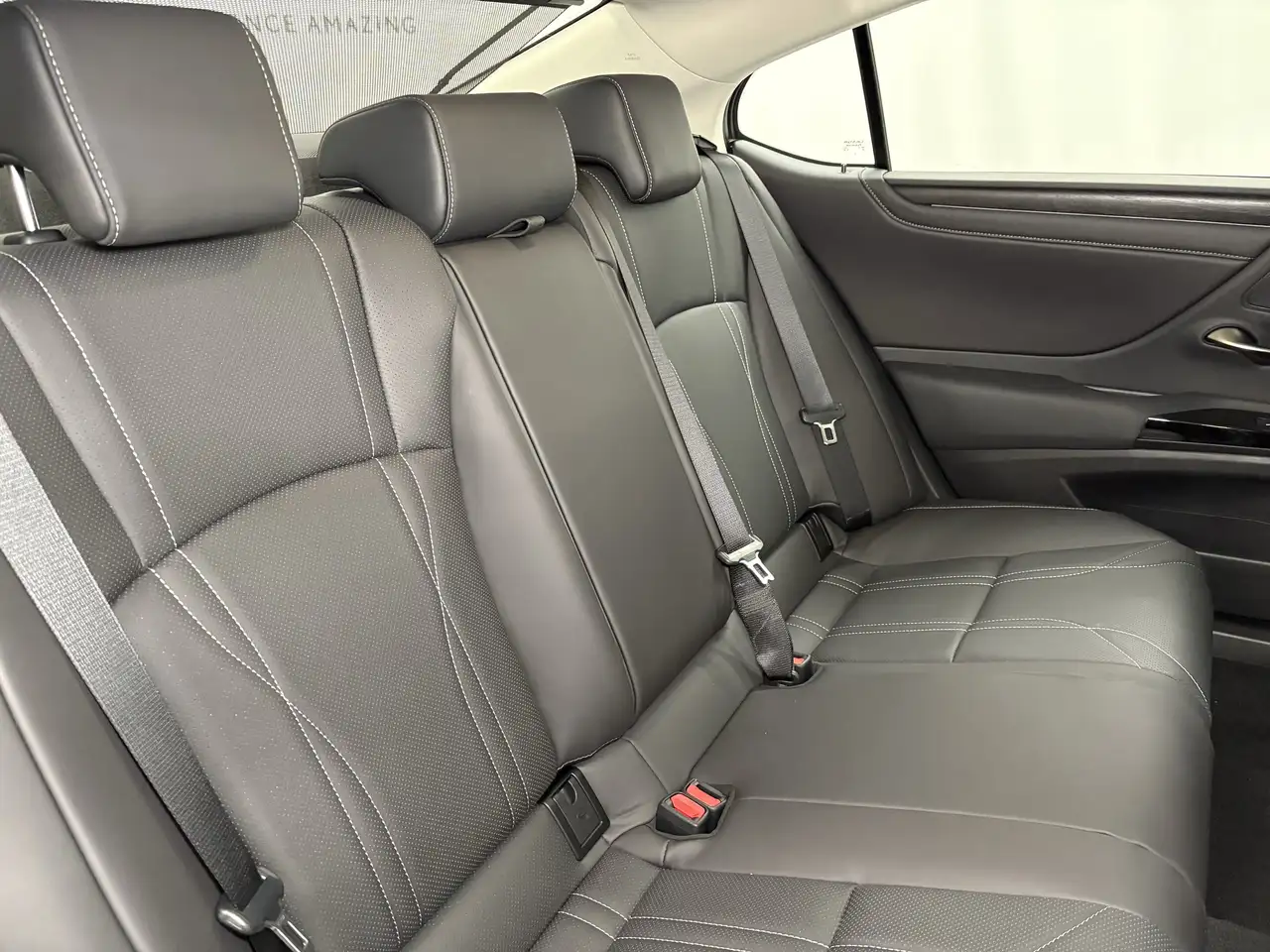 Lexus ES photo Lexus ES