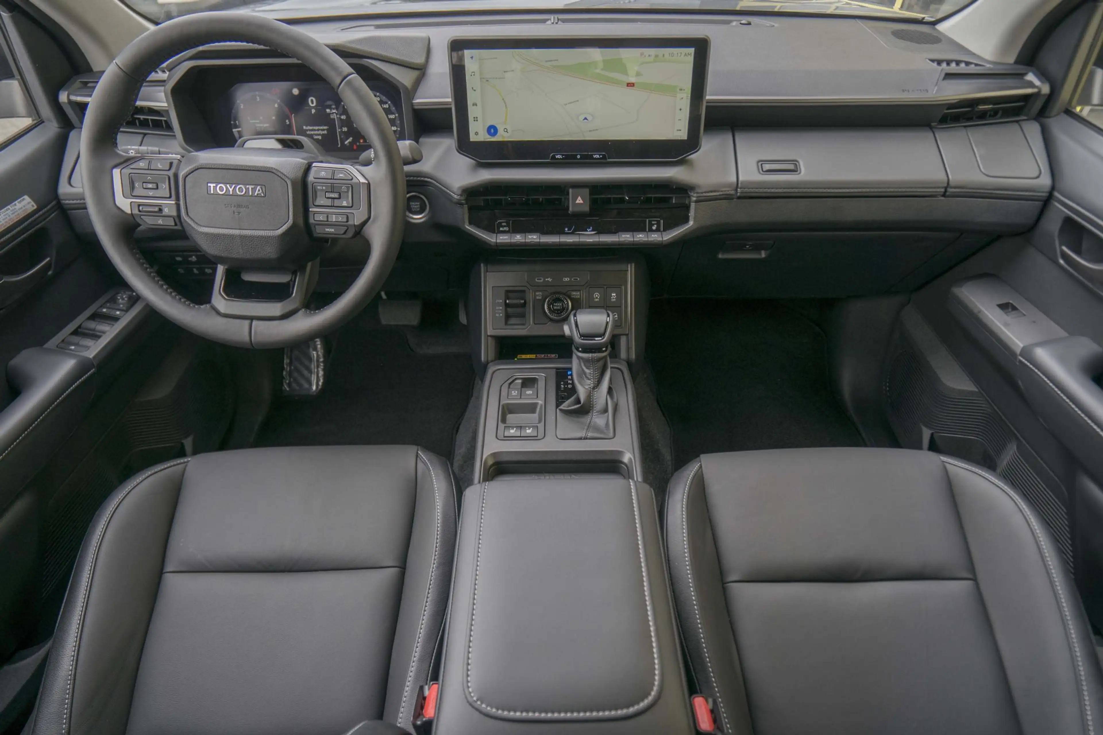 Toyota Hilux Toyota Hilux 2.8 D-4D MHEV Double Cab Style — photo 13