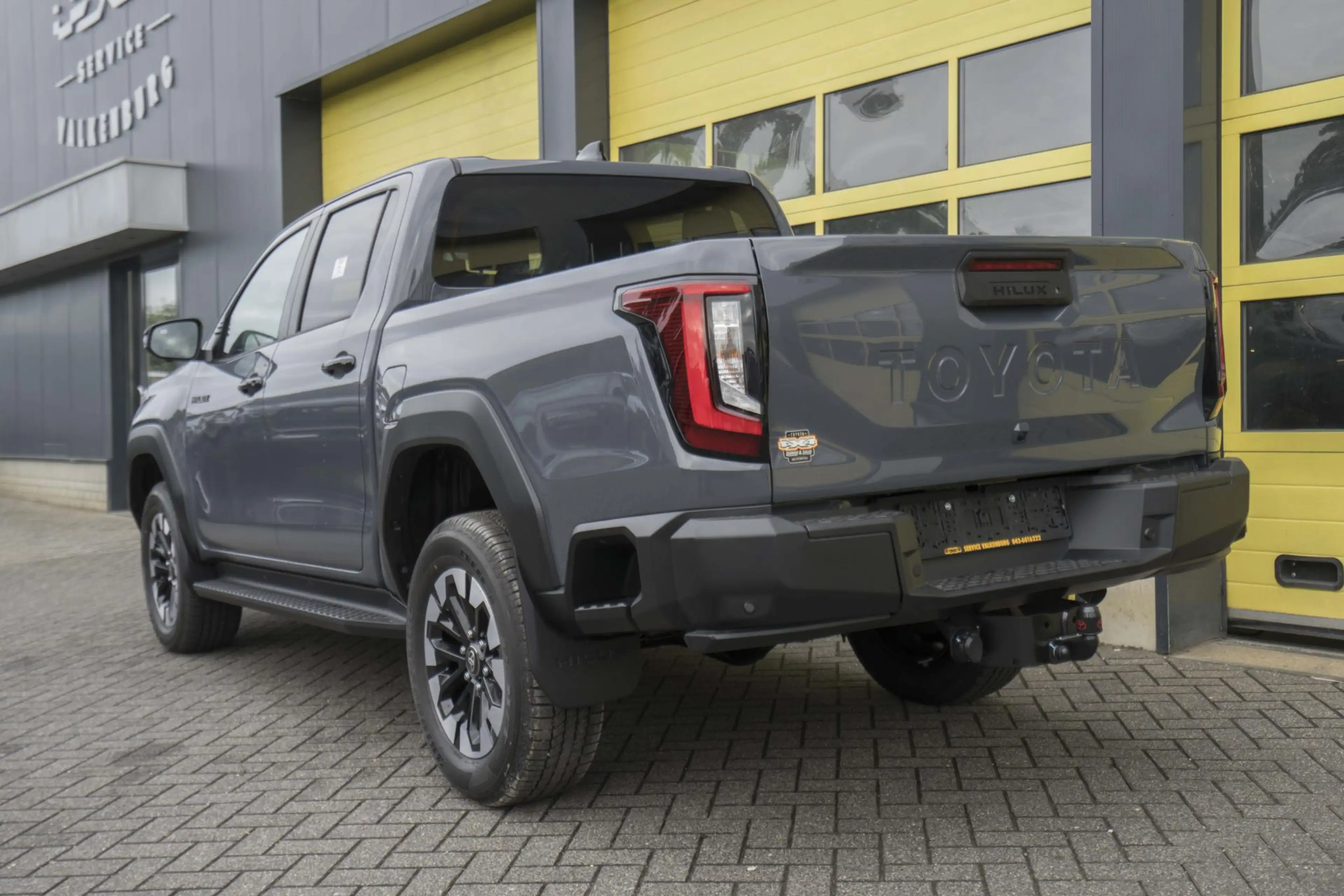 Toyota Hilux Toyota Hilux 2.8 D-4D MHEV Double Cab Style — photo 5