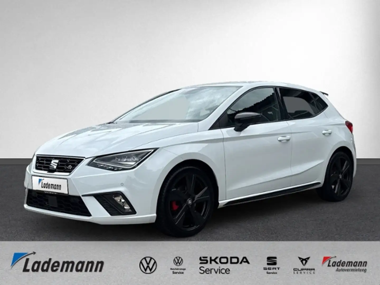 SEAT Ibiza 1.0 TSI Black Edition LED+NAVI.+KAMERA+ACC Weiß - 1
