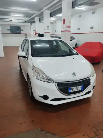 Peugeot 208 208  1.0 5 PORTE