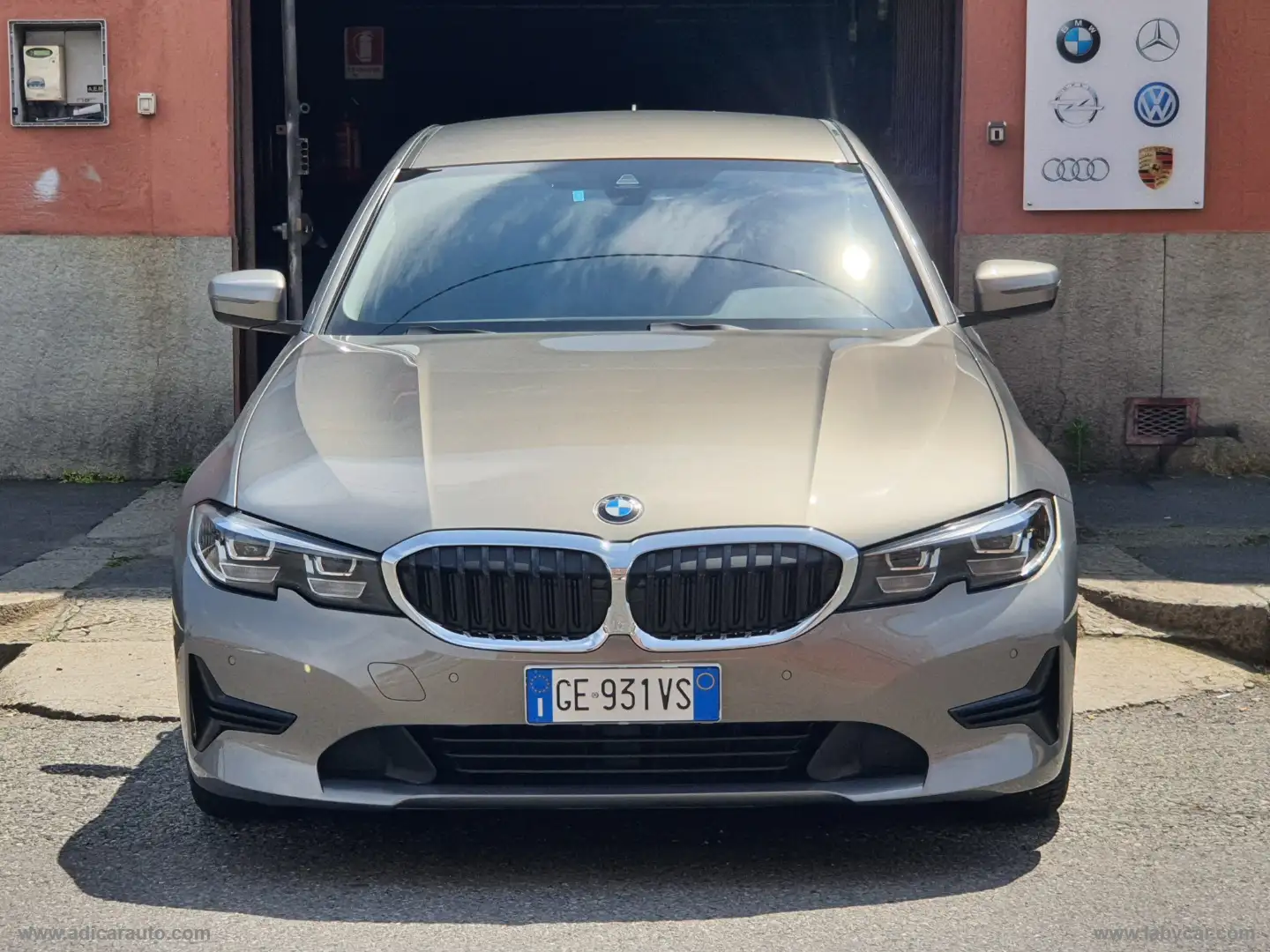 BMW 316 316d mhev 48V auto Bronze - 2