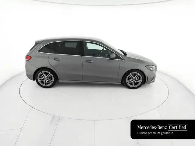 Mercedes-Benz B-Class view 5