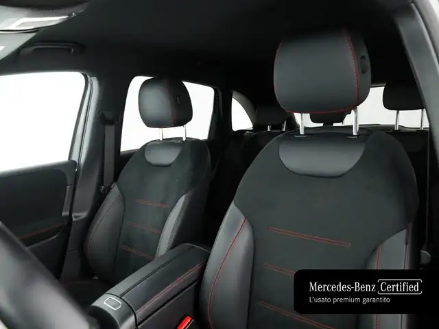 Mercedes-Benz B-Class view 13