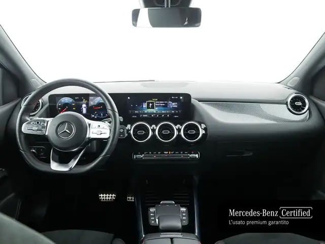 Mercedes-Benz B-Class view 9