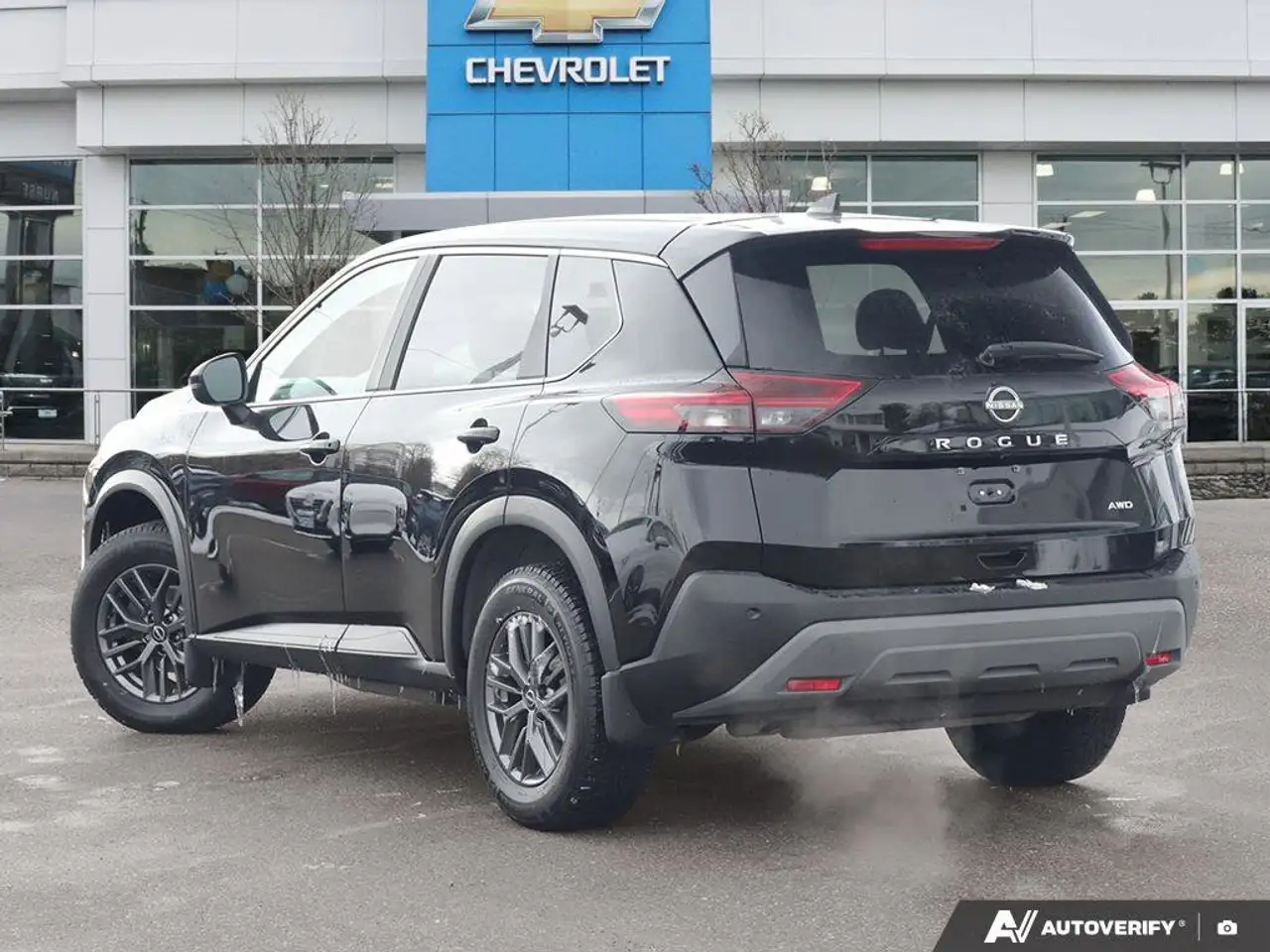 Nissan Rogue снимка Nissan Rogue