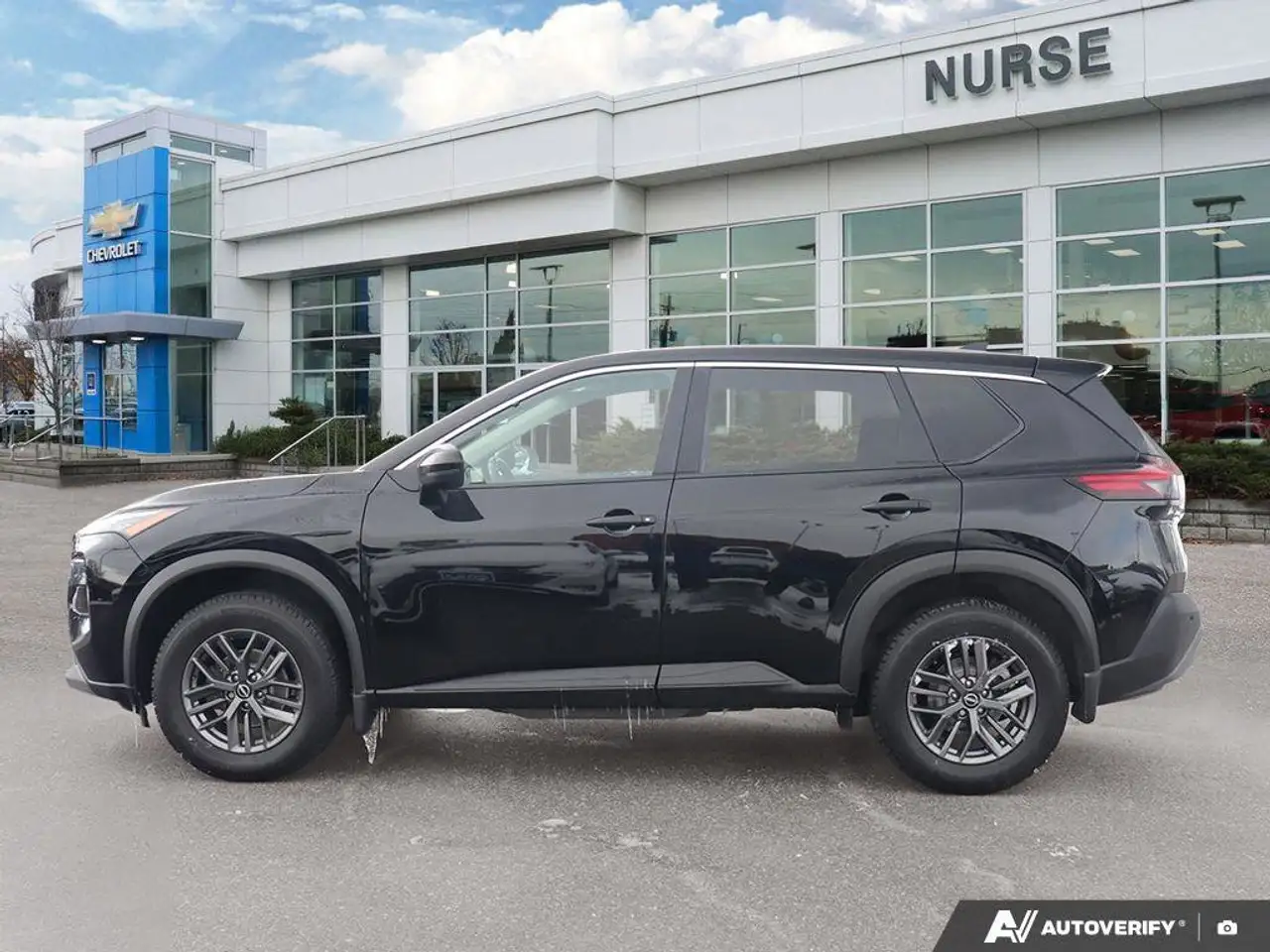 Nissan Rogue снимка Nissan Rogue