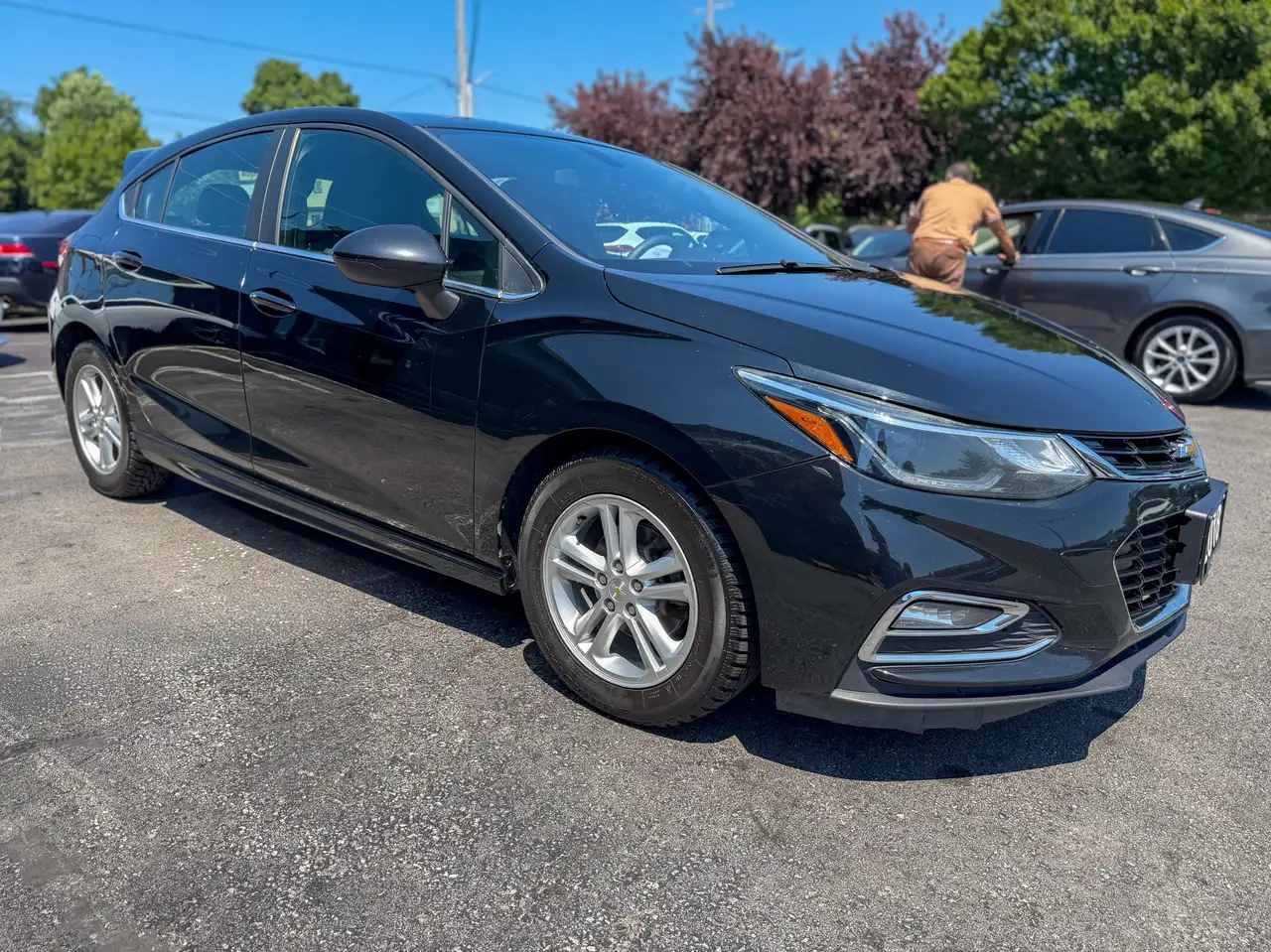 Chevrolet Cruze photo Chevrolet Cruze