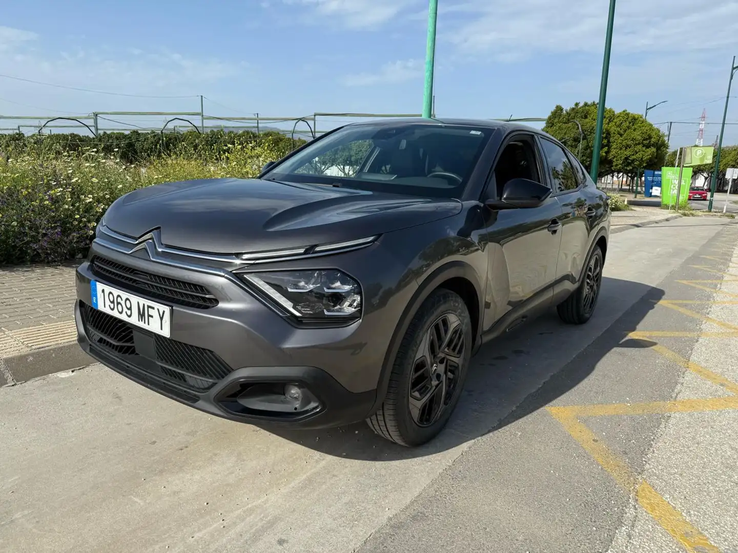 Citroen C4 X AUTOMATICO FEEL PACK 131 CV Gris - 2