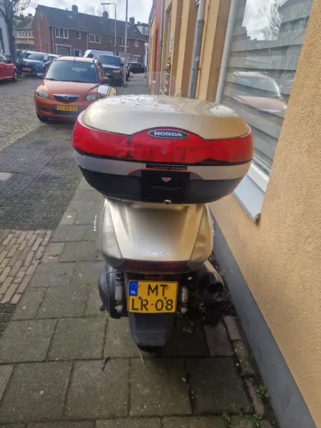 Honda Silver Wing - foto 2