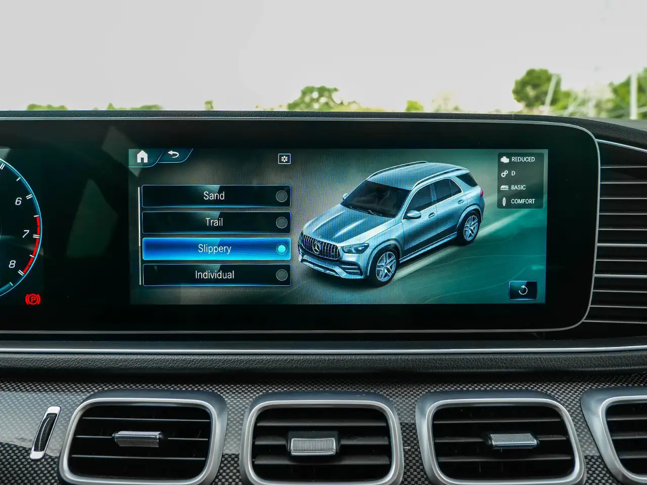 Mercedes-Benz GLE photo Mercedes-Benz GLE