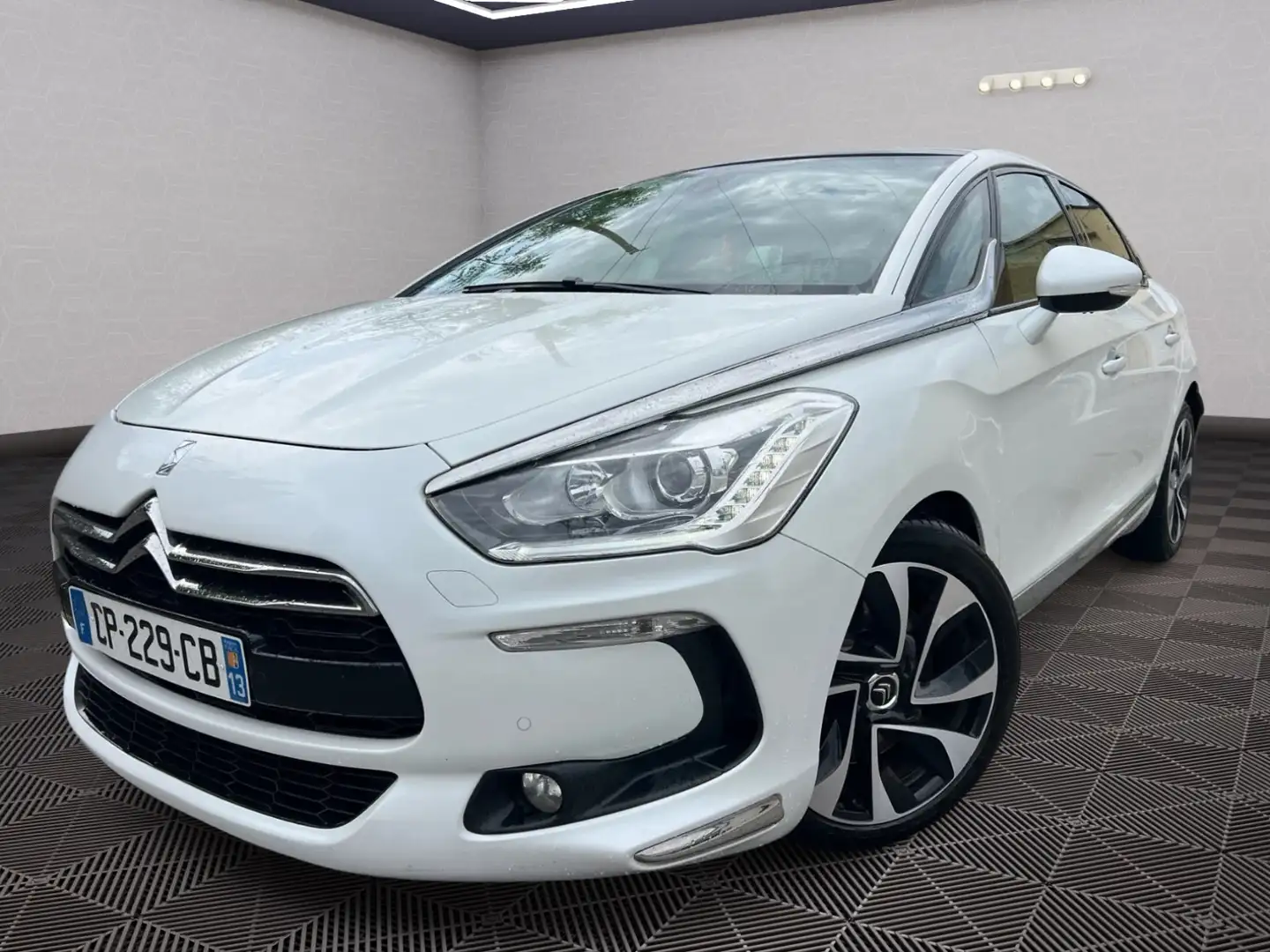Citroen DS5 SPORT CHIC Blanc - 1